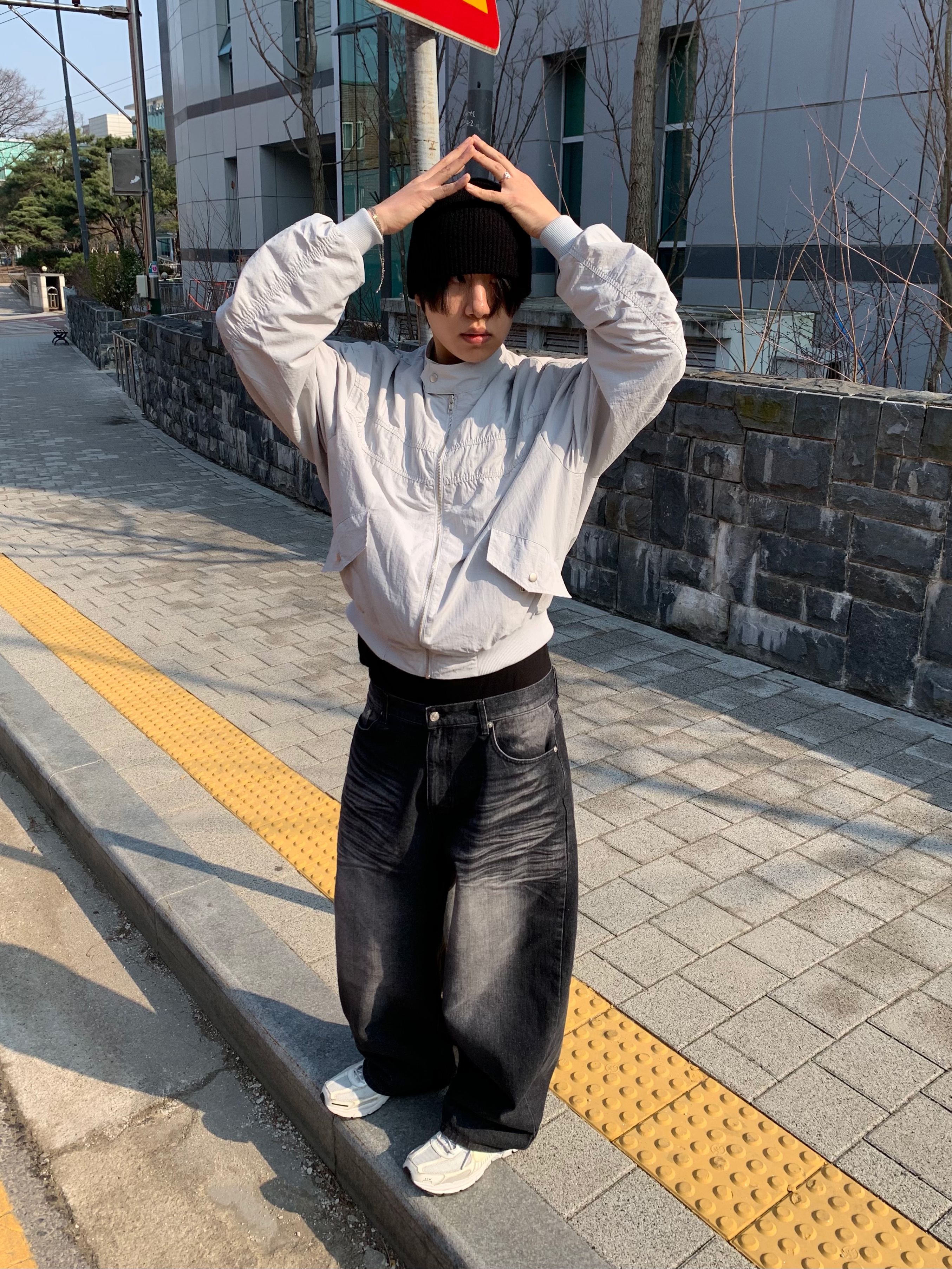 Nike x A-Cold-Wall Zoom Vomero 5 Sail 착용 스타일 - 1