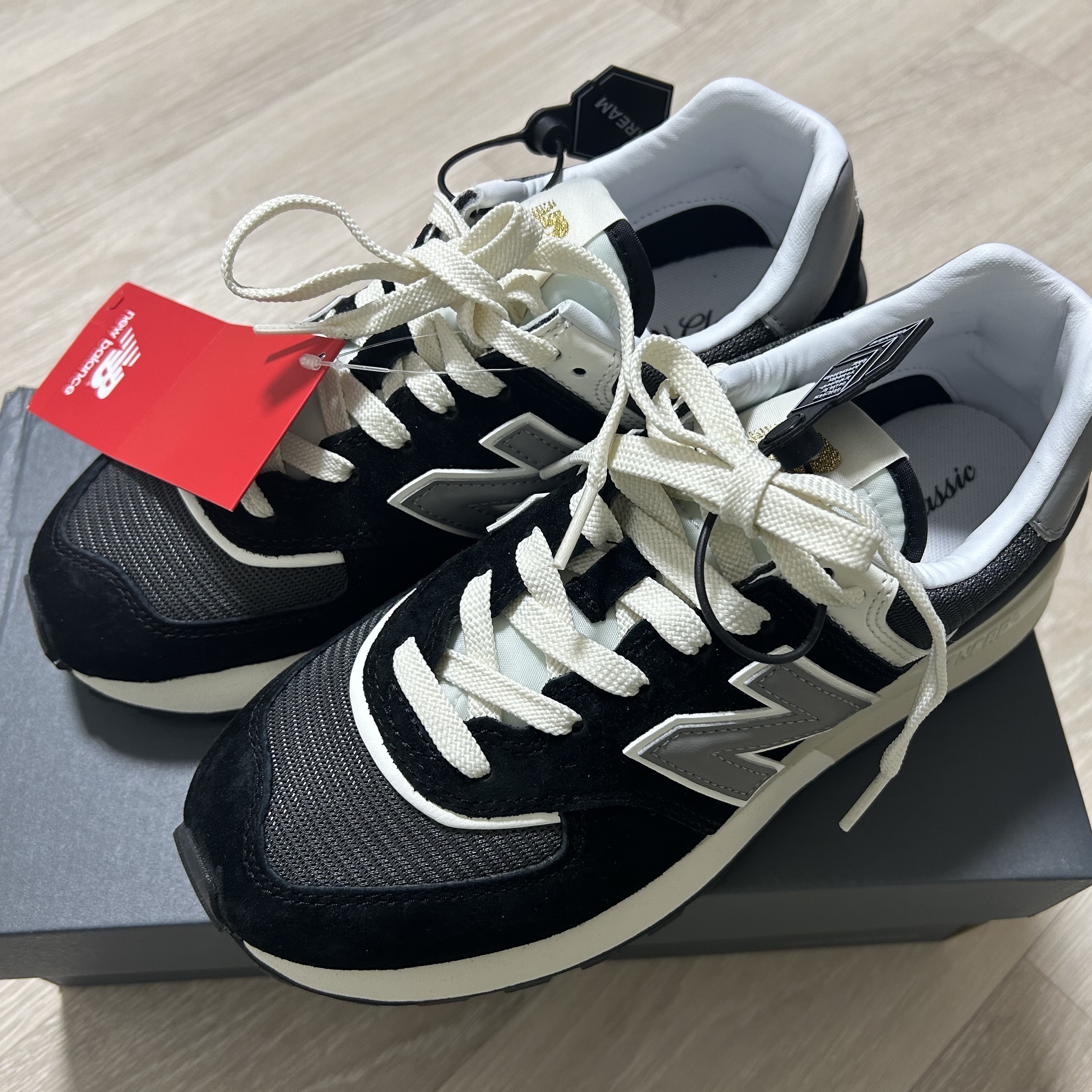 New Balance 574 Legacy Black 착용 스타일