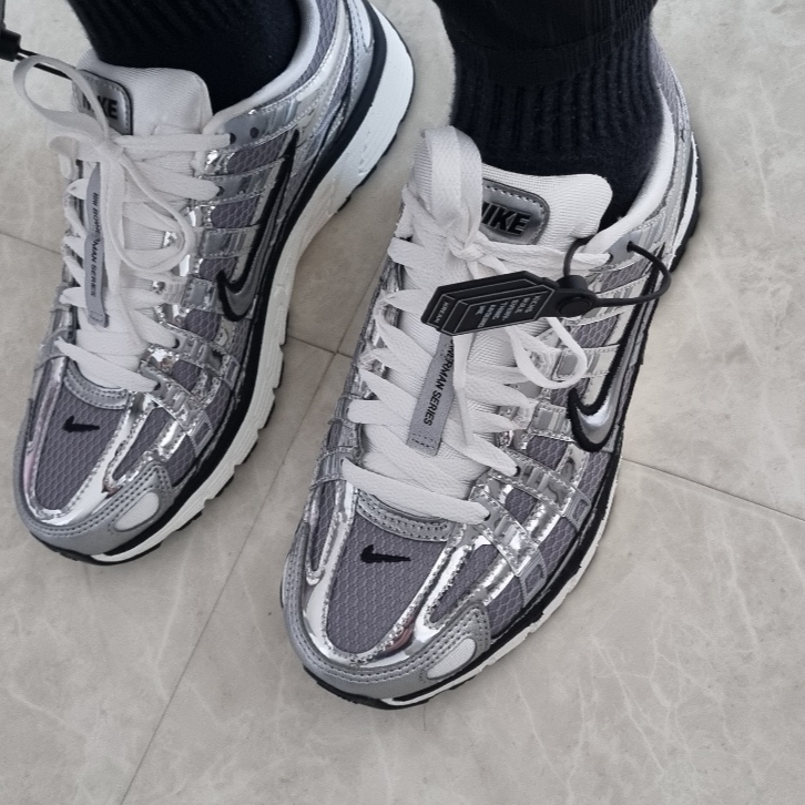 Nike P-6000 Metallic Silver 착용 스타일