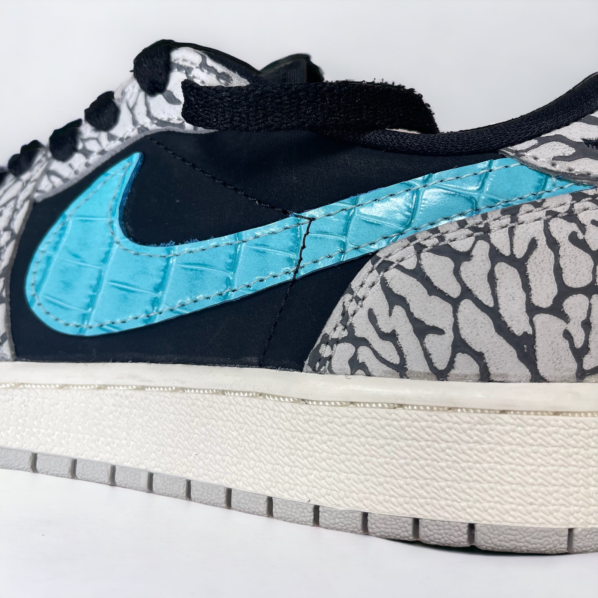 Jordan 1 Retro Low OG Black Cement 착용 스타일 - 4