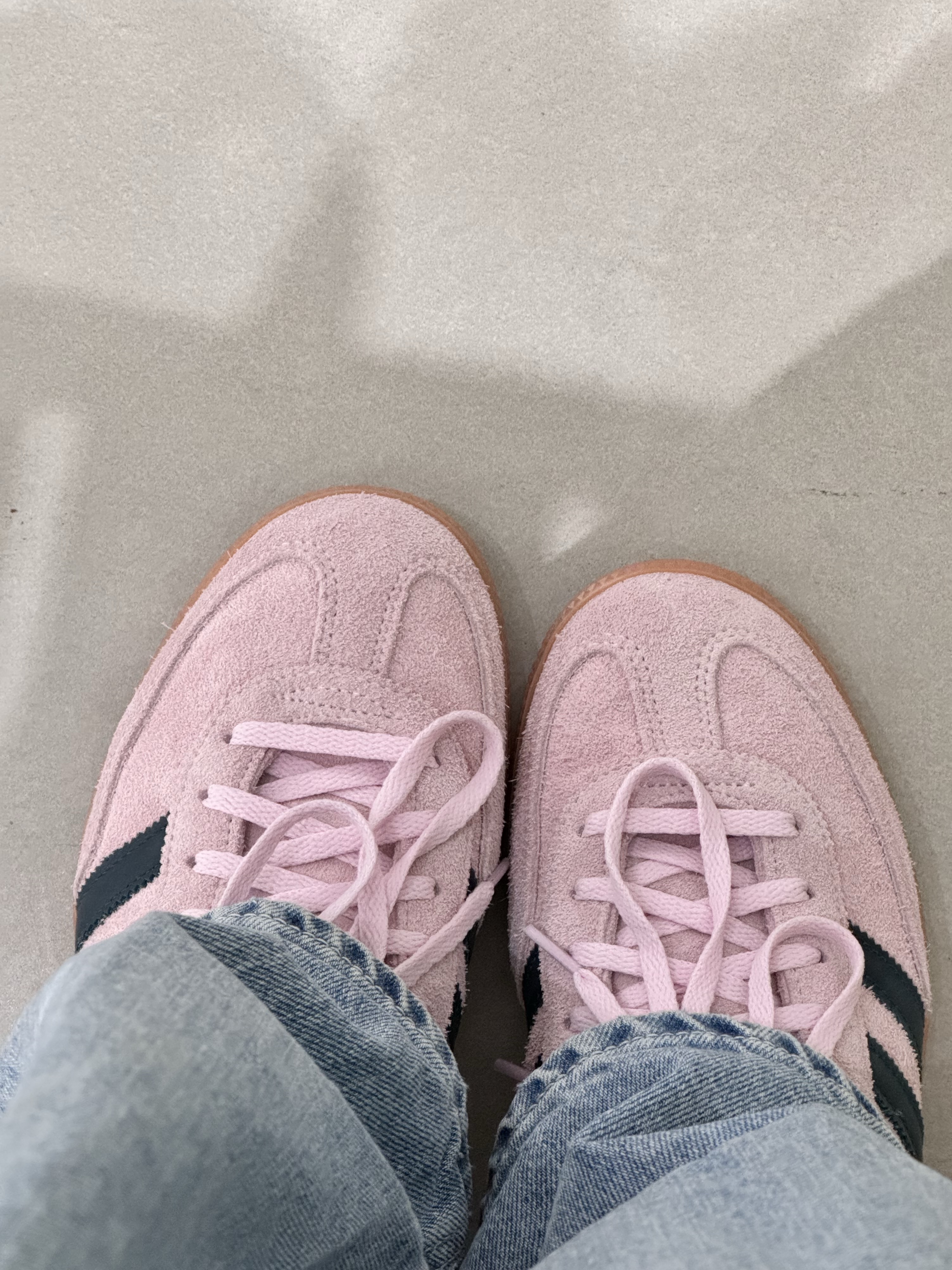 (W) Adidas Spezial Handball Clear Pink 착용 스타일 - 3