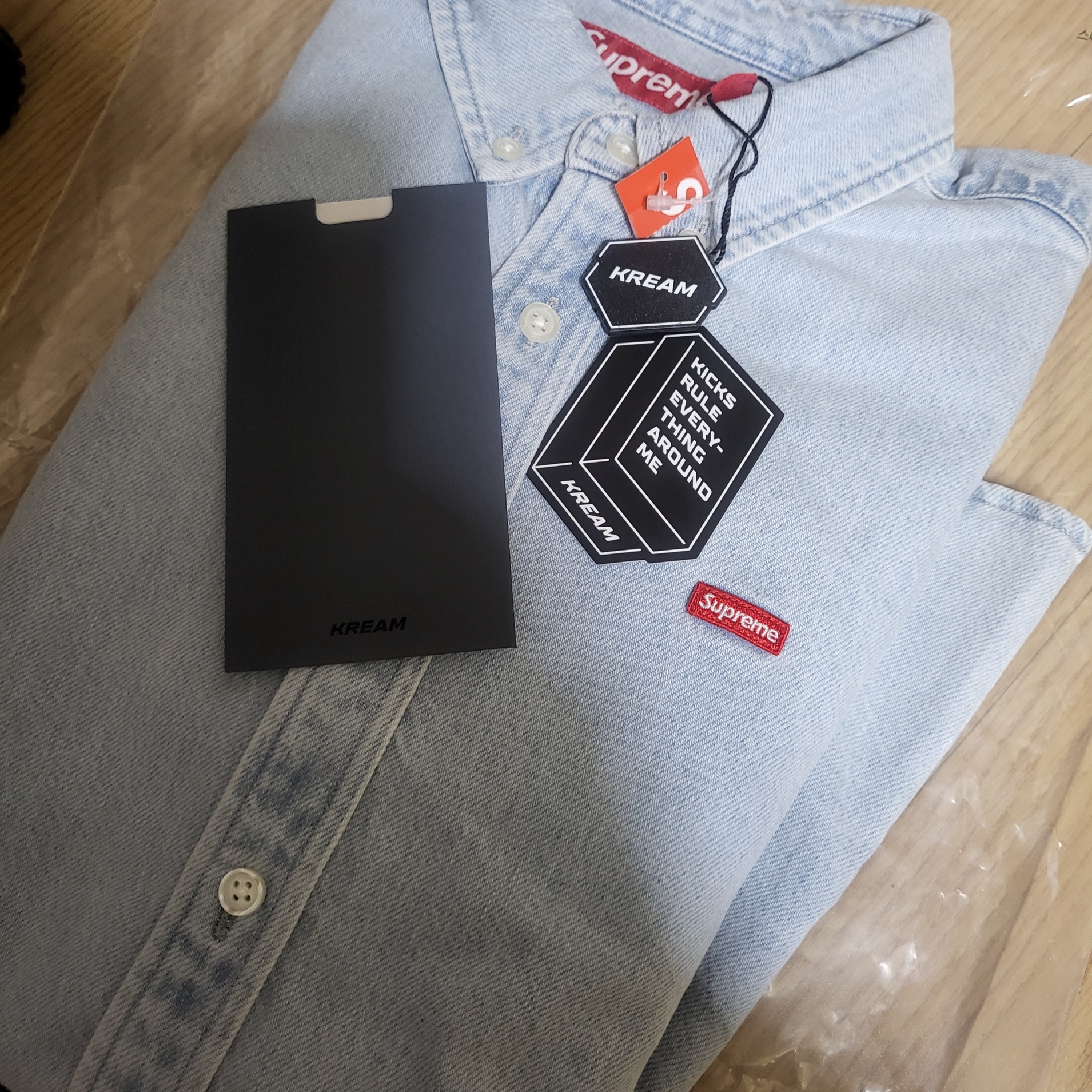 Supreme Small Box Shirt Washed Blue - 24SS 착용 스타일 - 5