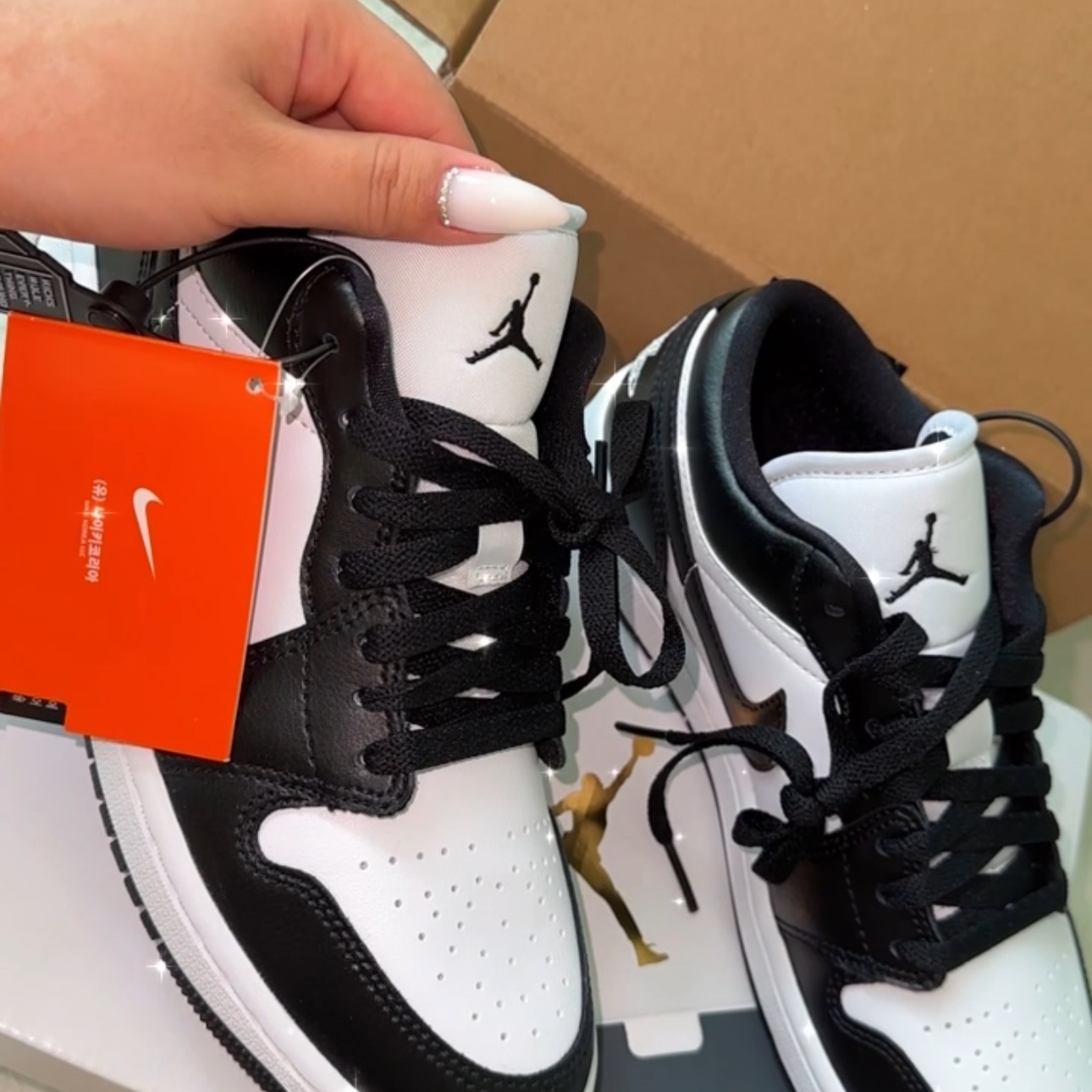 (W) Jordan 1 Low Black and White 착용 스타일