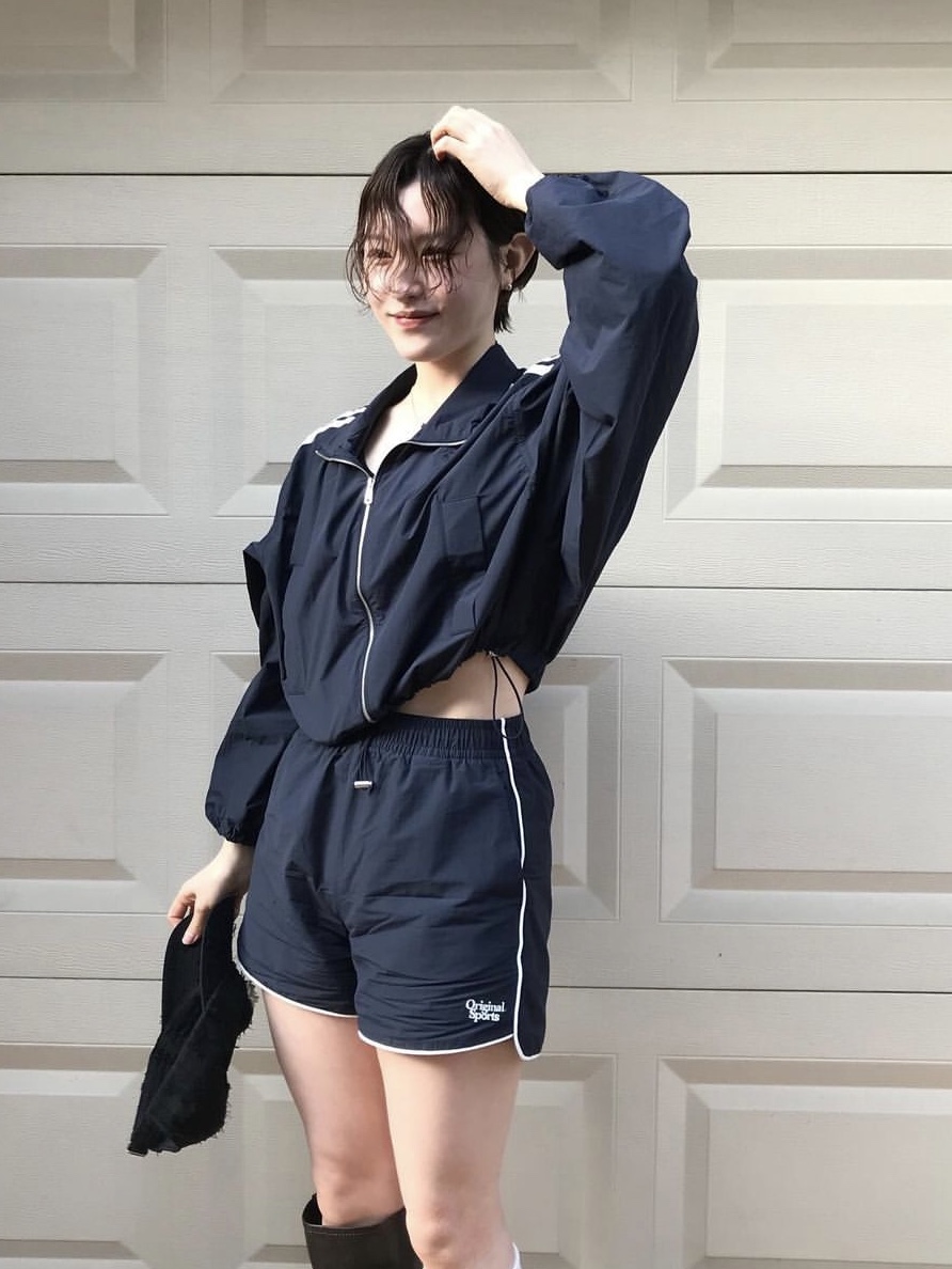 PRO-SPECS Women Vintage Running Shorts Dark Navy, PRO-SPECS Women Vintage Running Jacket Dark Navy 착용 스타일