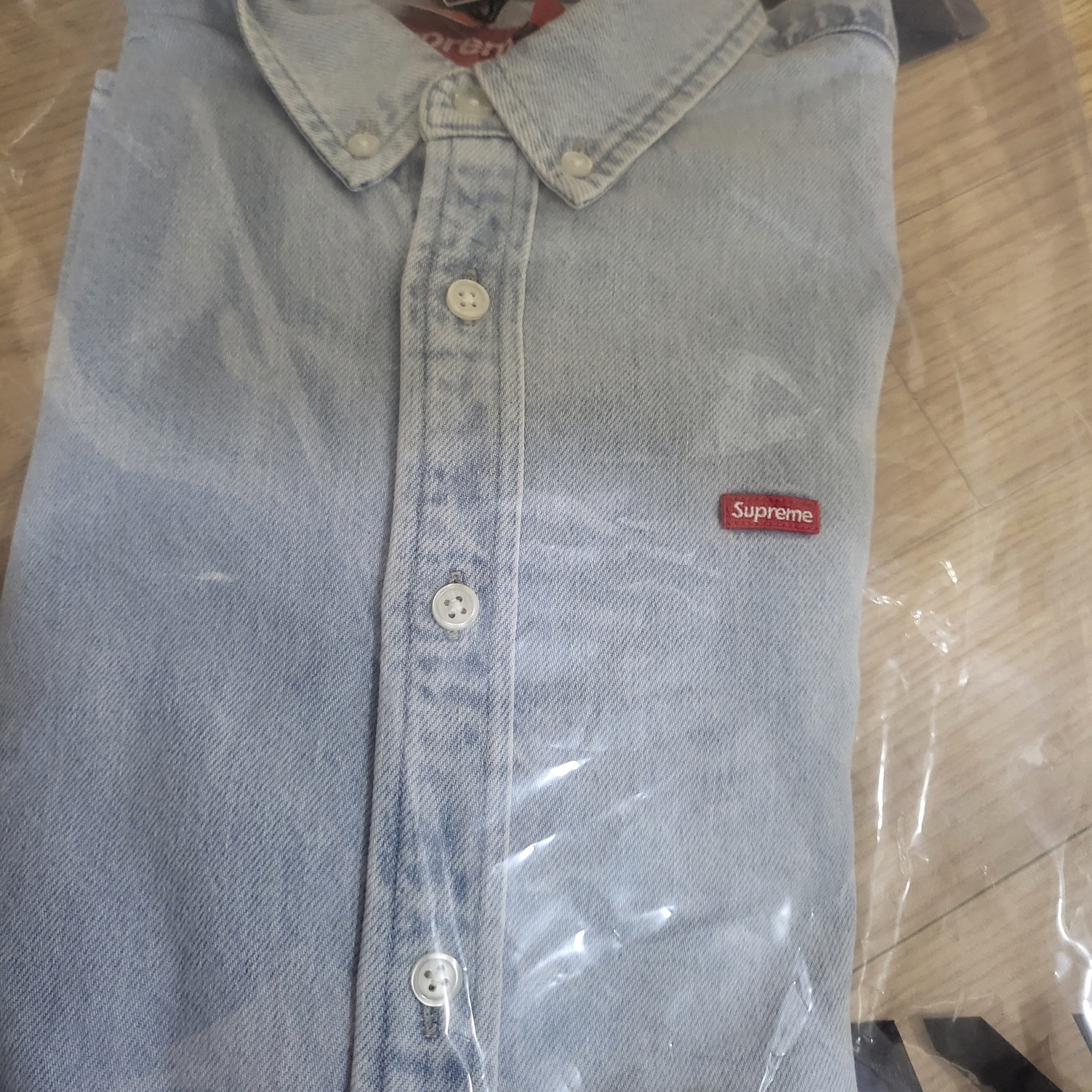 Supreme Small Box Shirt Washed Blue - 24SS 착용 스타일 - 1