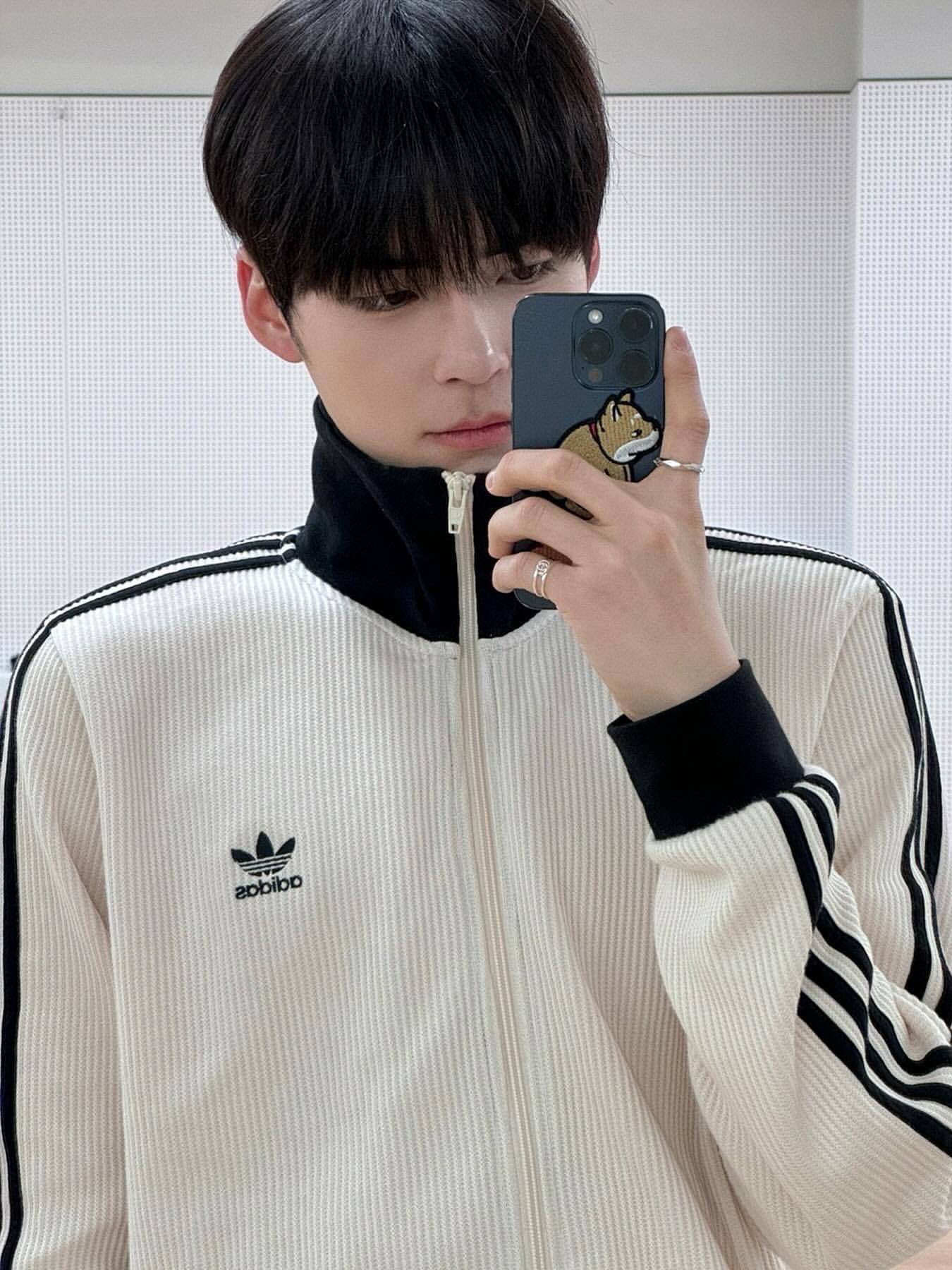 Adidas Adicolor Classic Waffle Beckenbauer Track Jacket Wonder White - KR Sizing, (W) Gucci Sneakers White Leather 착용 스타일 - 1
