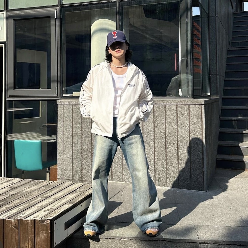 PRO-SPECS Vintage Running Jacket Cream 착용 스타일