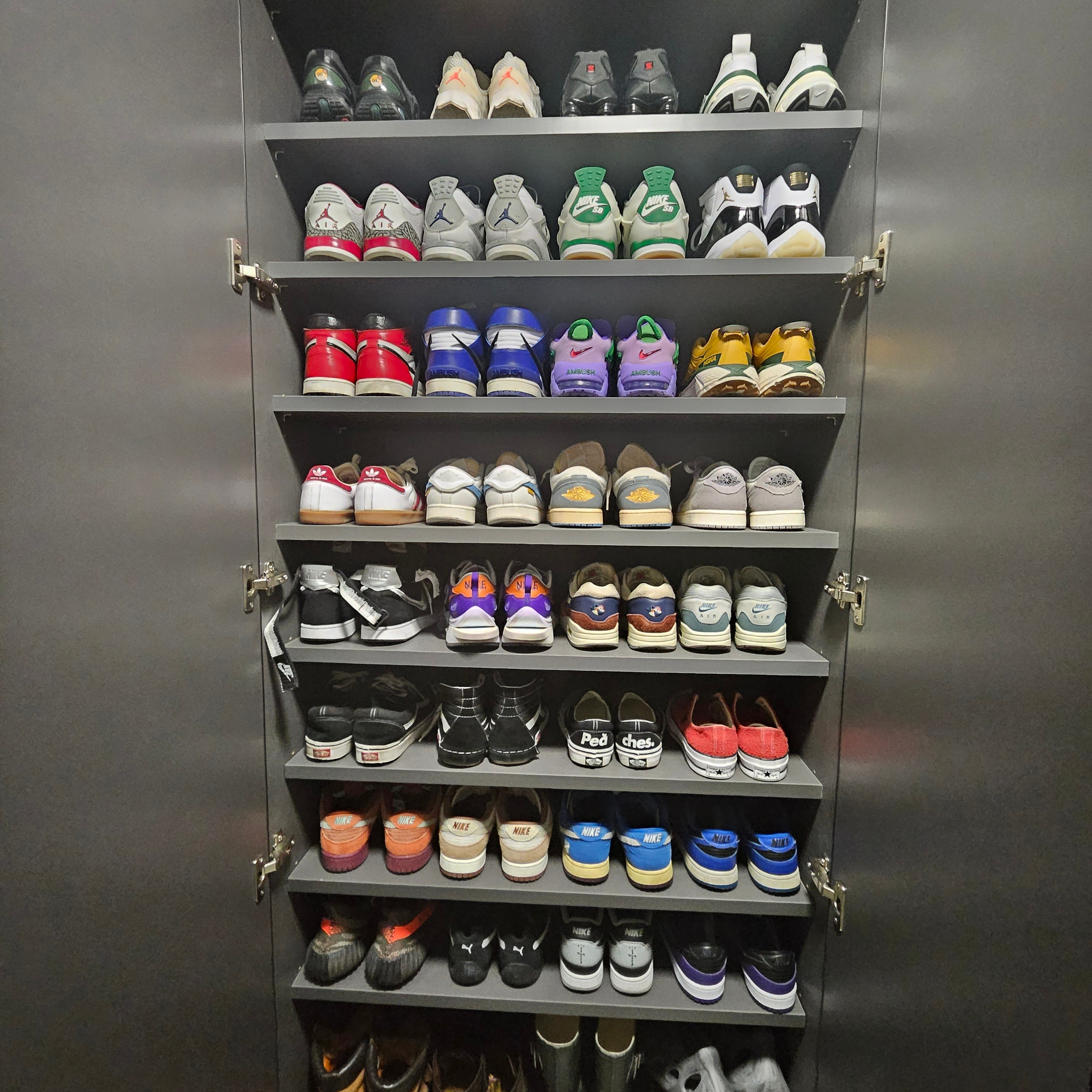 (W) Nike Shox TL Black and Max Orange, Nike x Ambush Air More Uptempo Low Lilac and Apple Green 착용 스타일 - 1