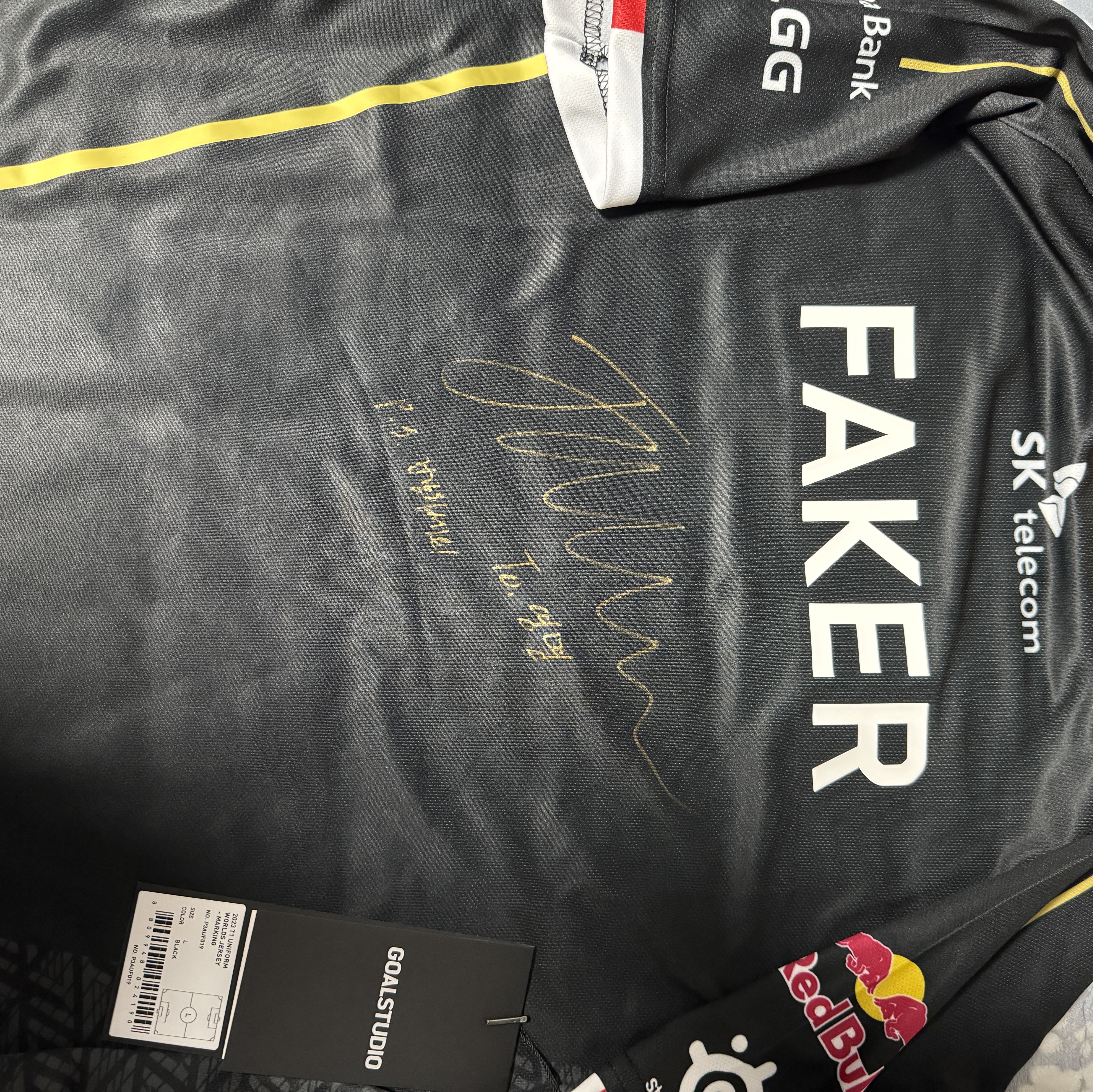T1 2023 Uniform Worlds Jersey Faker Black 착용 스타일 - 2