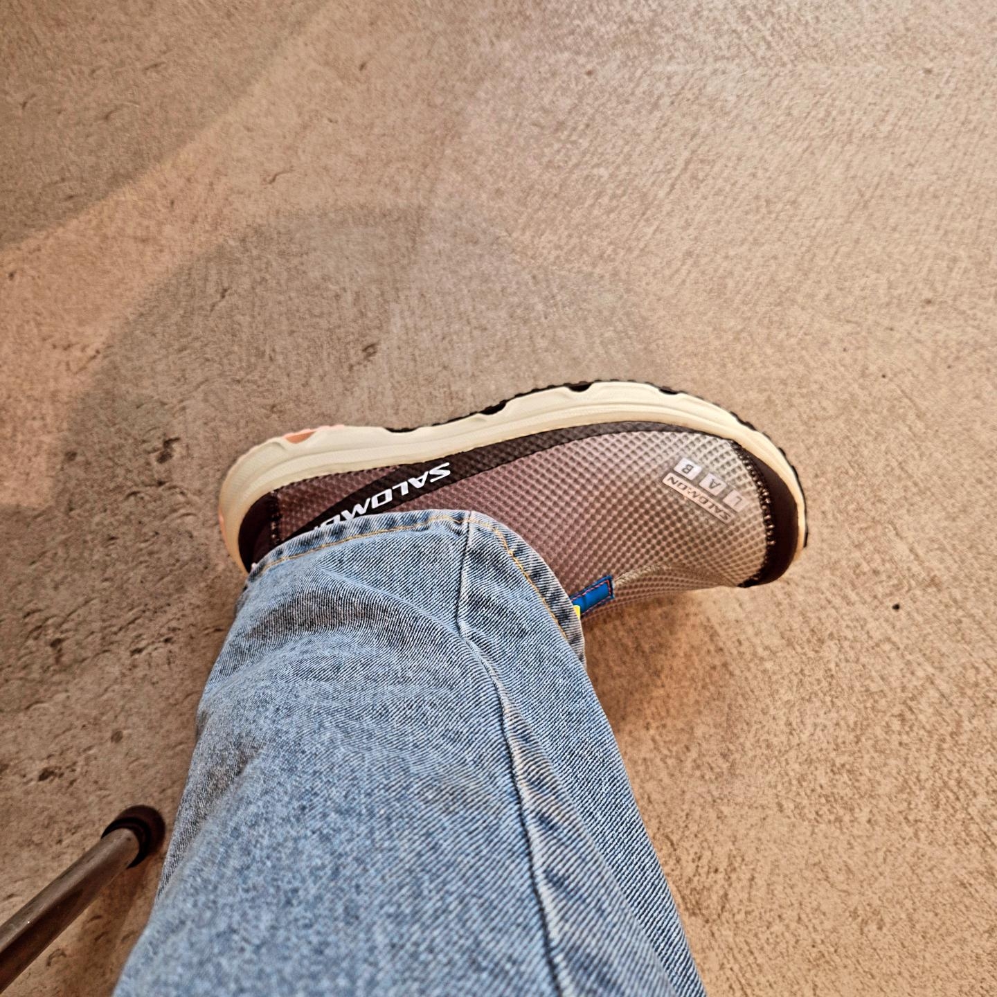 Salomon RX Moc 3.0 Pewter Desert 착용 스타일 - 2