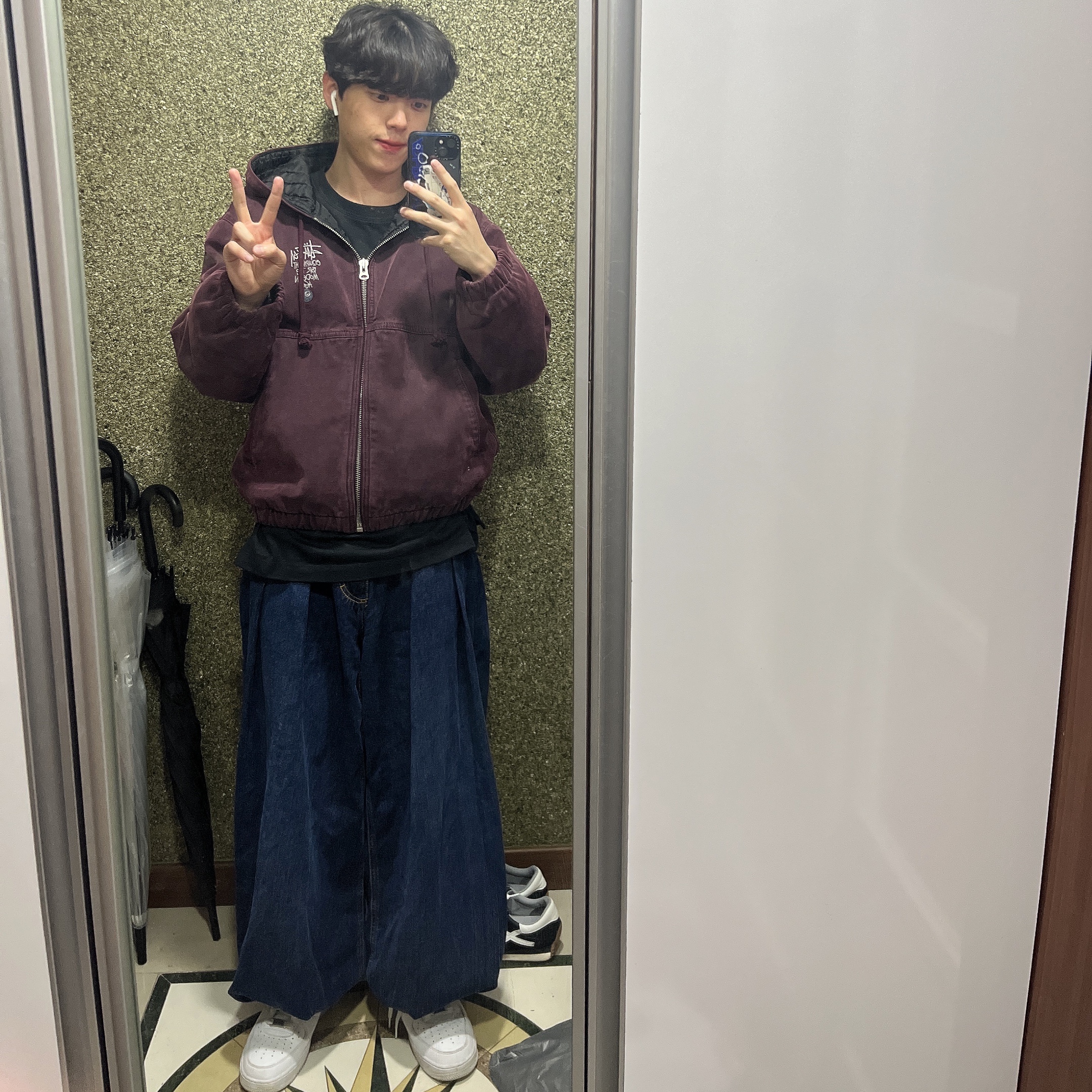 Stussy Canvas Insulated Work Jacket Purple, Wooyoungmi Cotton Back Logo Long Sleeve T-shirt Black - 21FW 착용 스타일