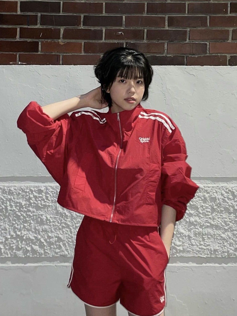 PRO-SPECS Women Vintage Running Shorts Red, PRO-SPECS Women Vintage Running Jacket Red 착용 스타일