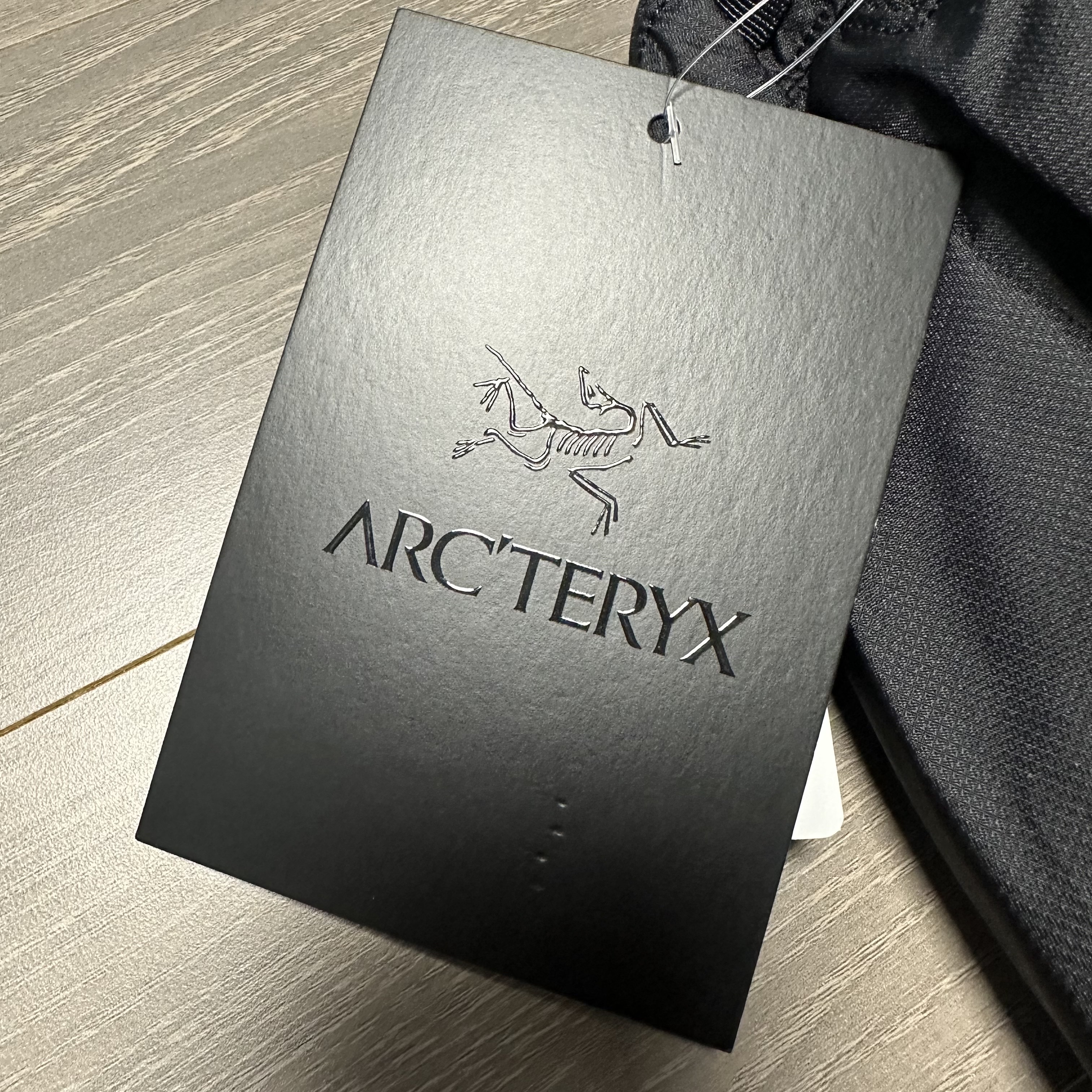 Arc'teryx Heliad 15 Backpack Black 착용 스타일 - 7