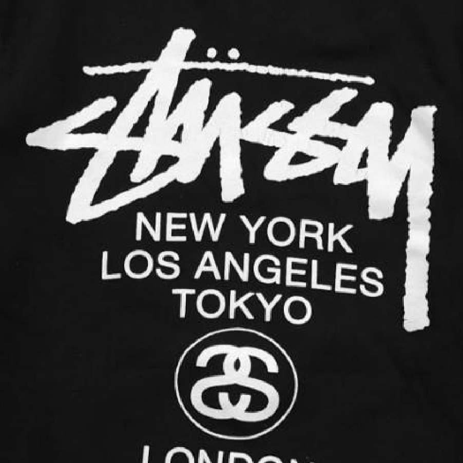 Stussy World Tour Crew Black 2022 착용 스타일 - 1
