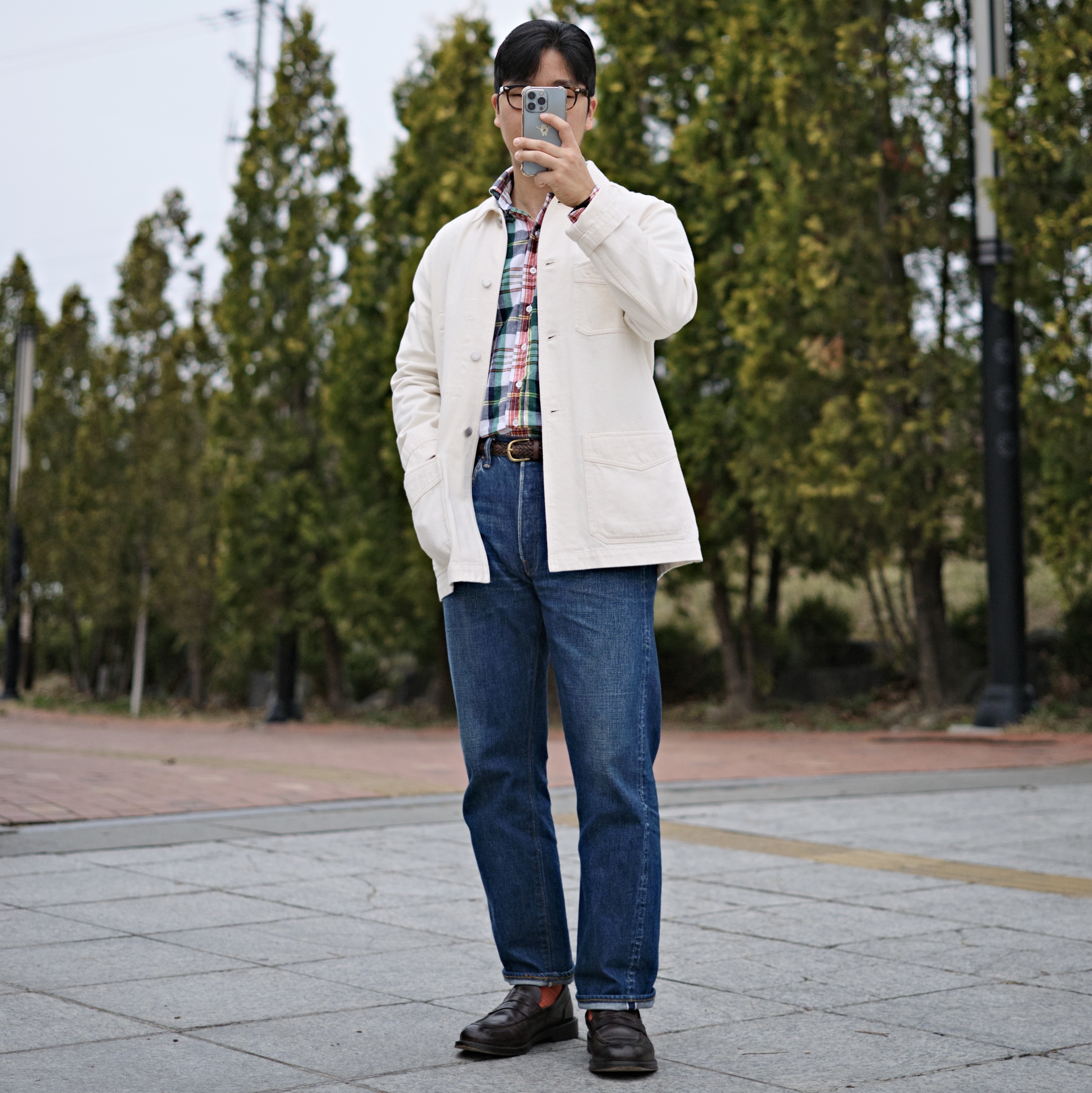 Fullcount 1102 Straight Denim That Thing Indigo Blue 착용 스타일 - 2