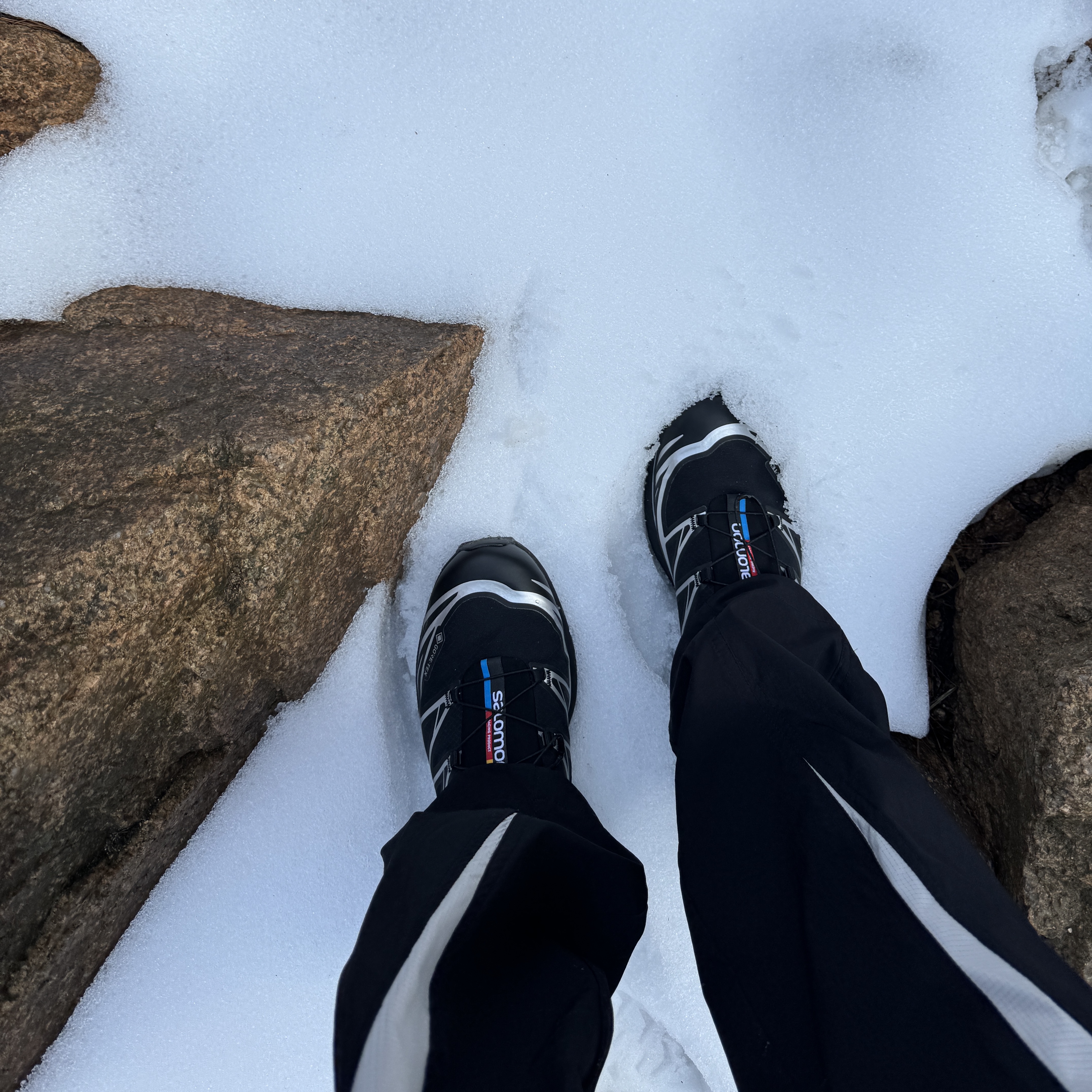 Salomon XT-6 GTX Black Silver 착용 스타일 - 2