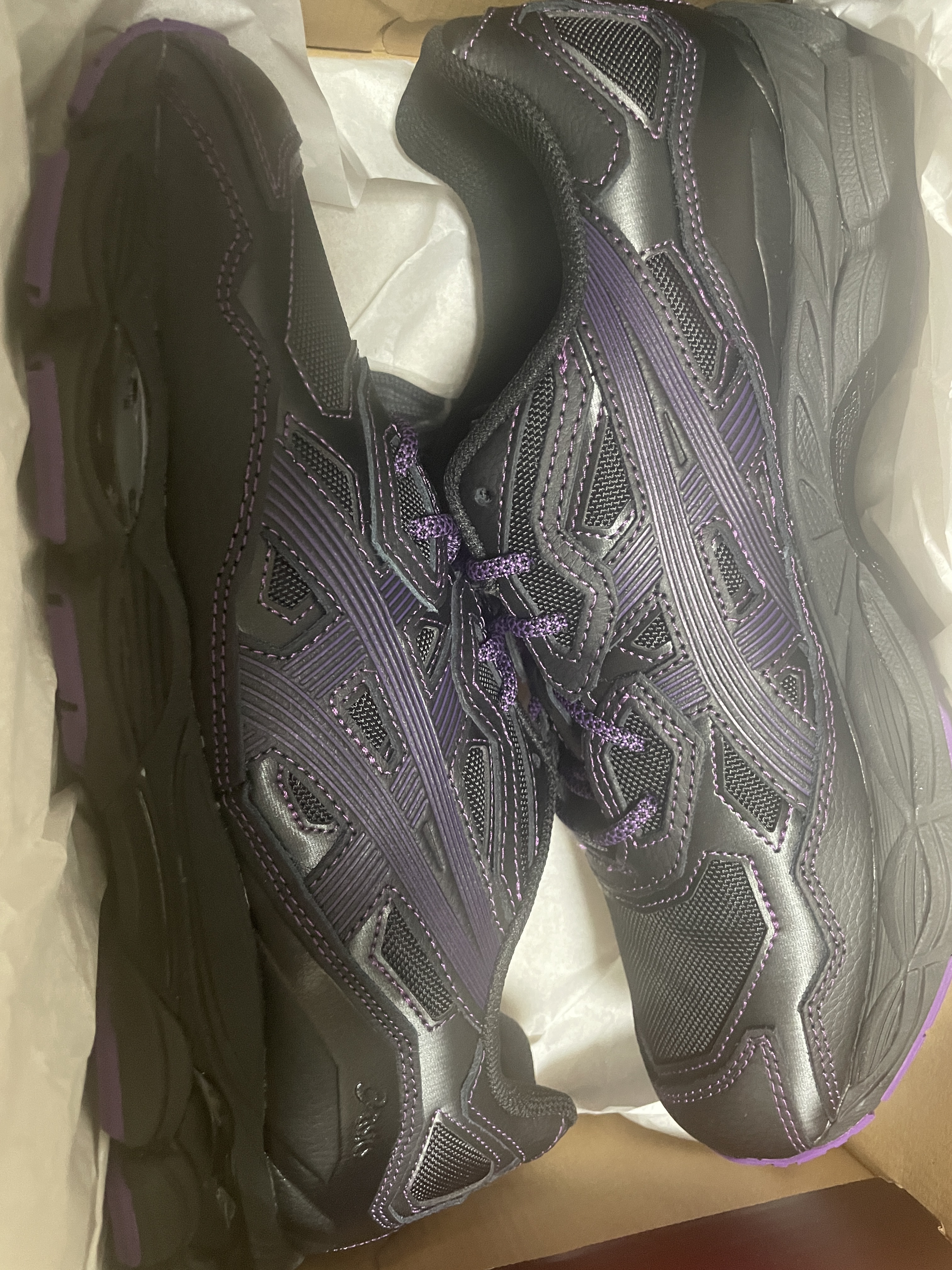 Asics x Needles Gel-NYC Black Purple 착용 스타일