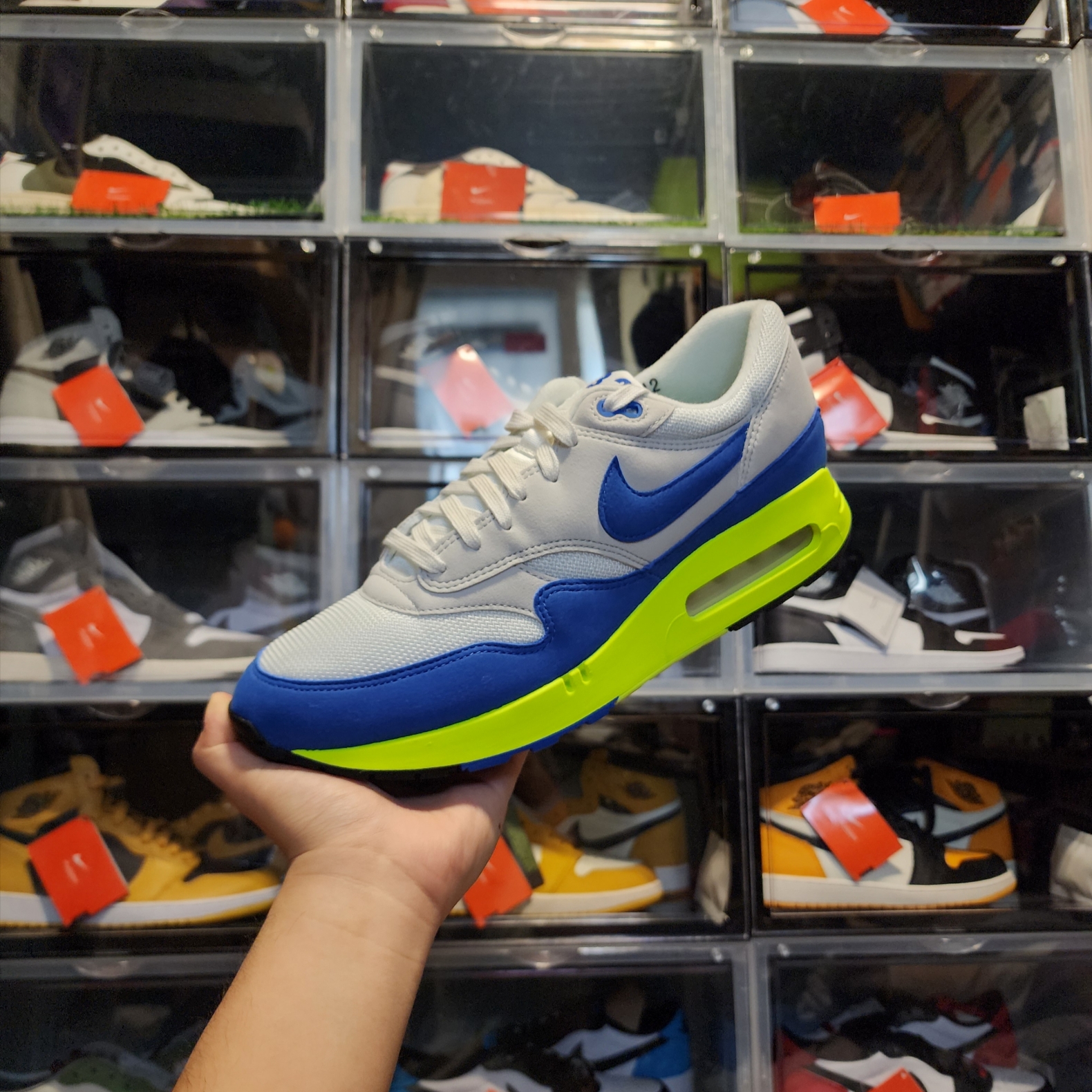 Nike Air Max 1 '86 OG Royal Volt 착용 스타일