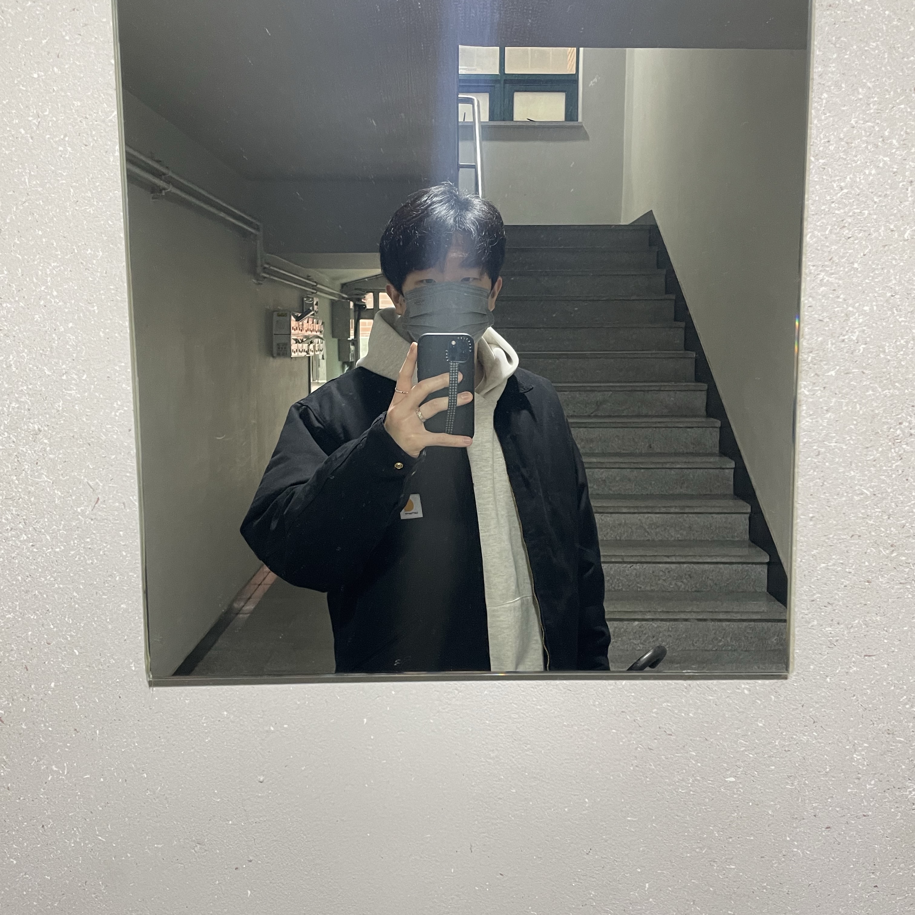 Carhartt WIP Organic Cotton Dearborn Canvas OG Detroit Jacket Black Aged Canvas - Winter, Essentials The Core Collection Hoodie Light Oatmeal 착용 스타일