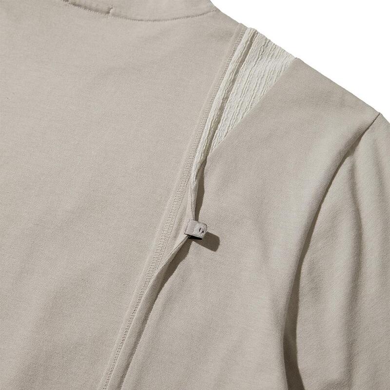 Xlim Ep.4 01 T-Shirt Beige 착용 스타일 - 1