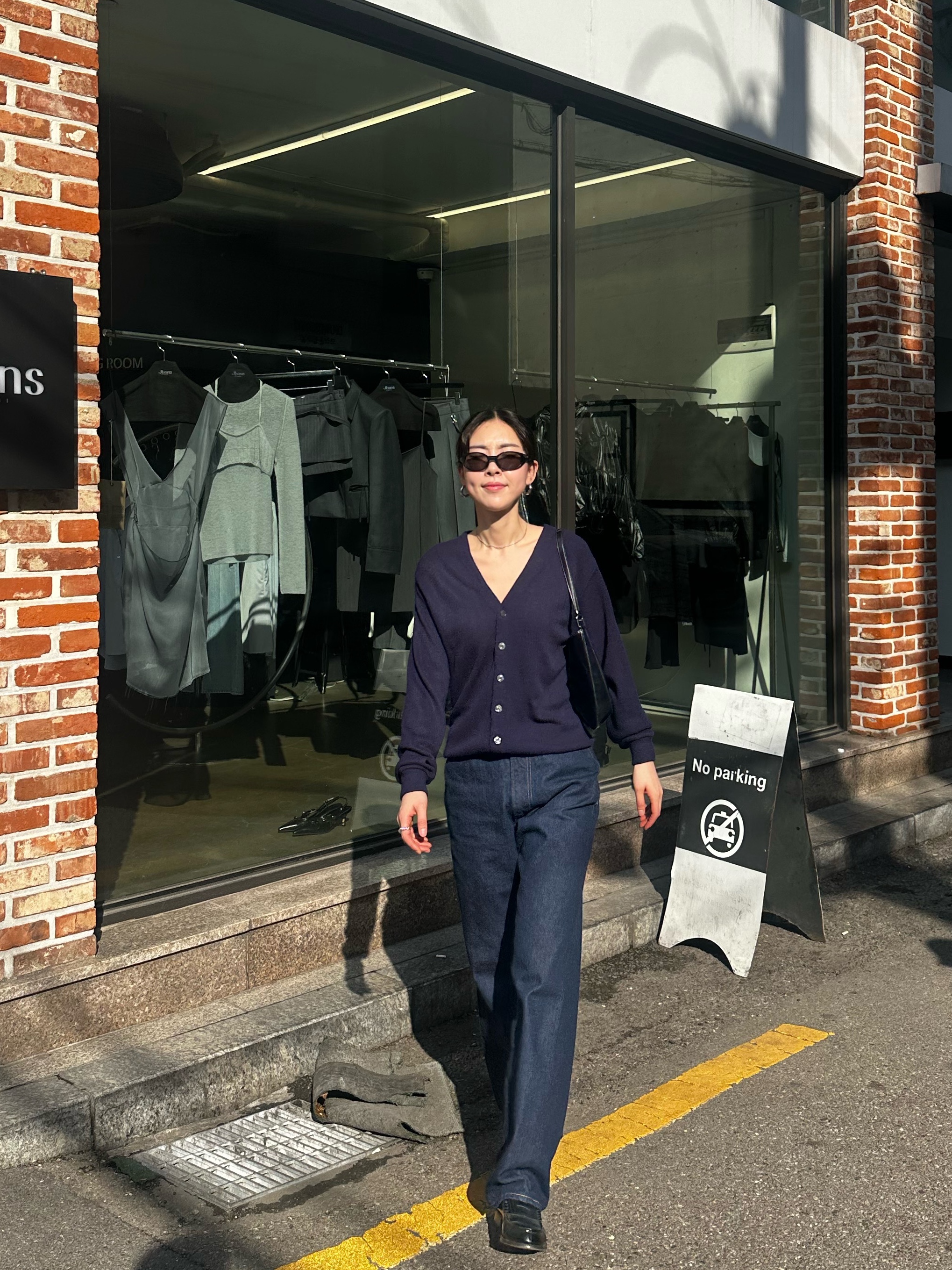 Oakley Eye Jacket Redux Matte Black Frame Prizm Grey Lenses High Bridge Fit, Prada Cleo Brushed Leather Shoulder Bag Black 착용 스타일 - 1