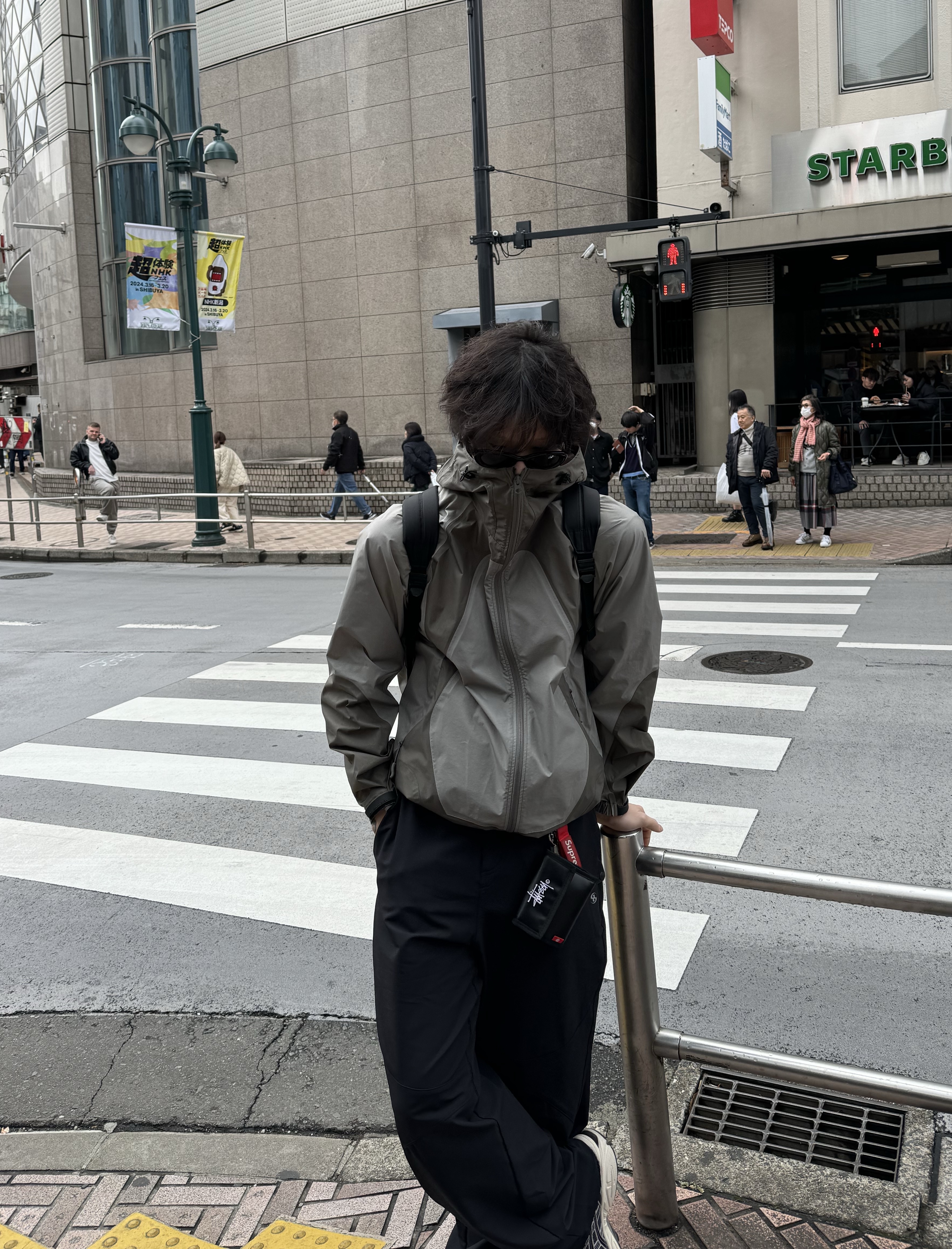 Sansan Gear 3L Jacket Mud Khaki - 23SS, Sansan Gear Side Snap Pants V2 Black - 23FW 착용 스타일 - 2