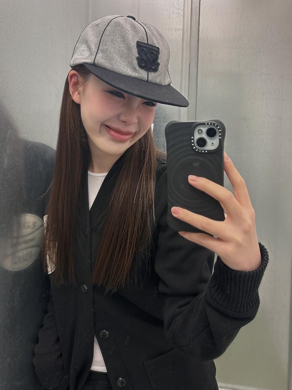 Safarispot Roux Base School Pipping Logo Cap, Safarispot Roux Base Uniform Cardigan  Black 착용 스타일