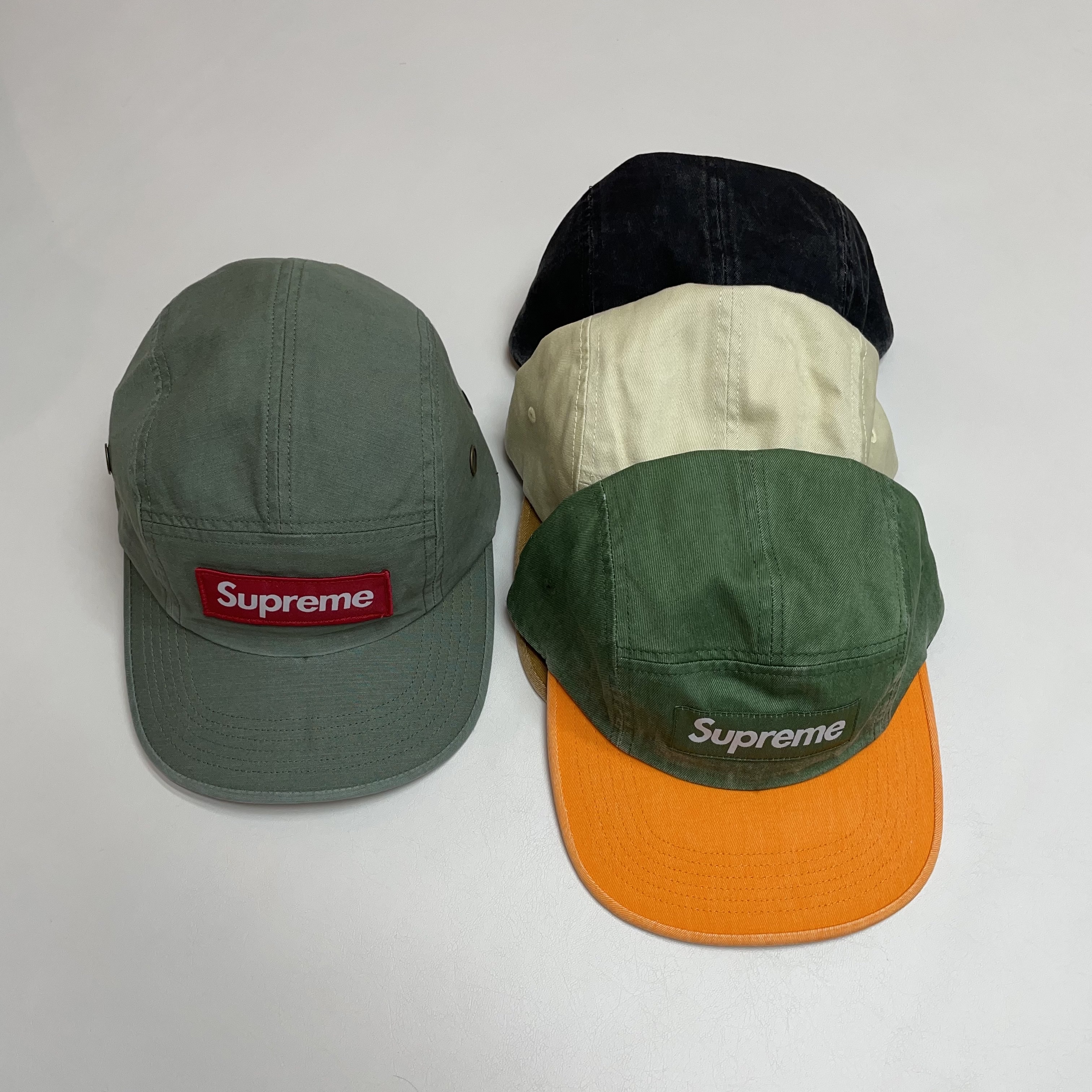 Supreme Military Camp Cap Olive - 24SS, Supreme Pigment 2-Tone Camp Cap Natural - 24SS 착용 스타일 - 3