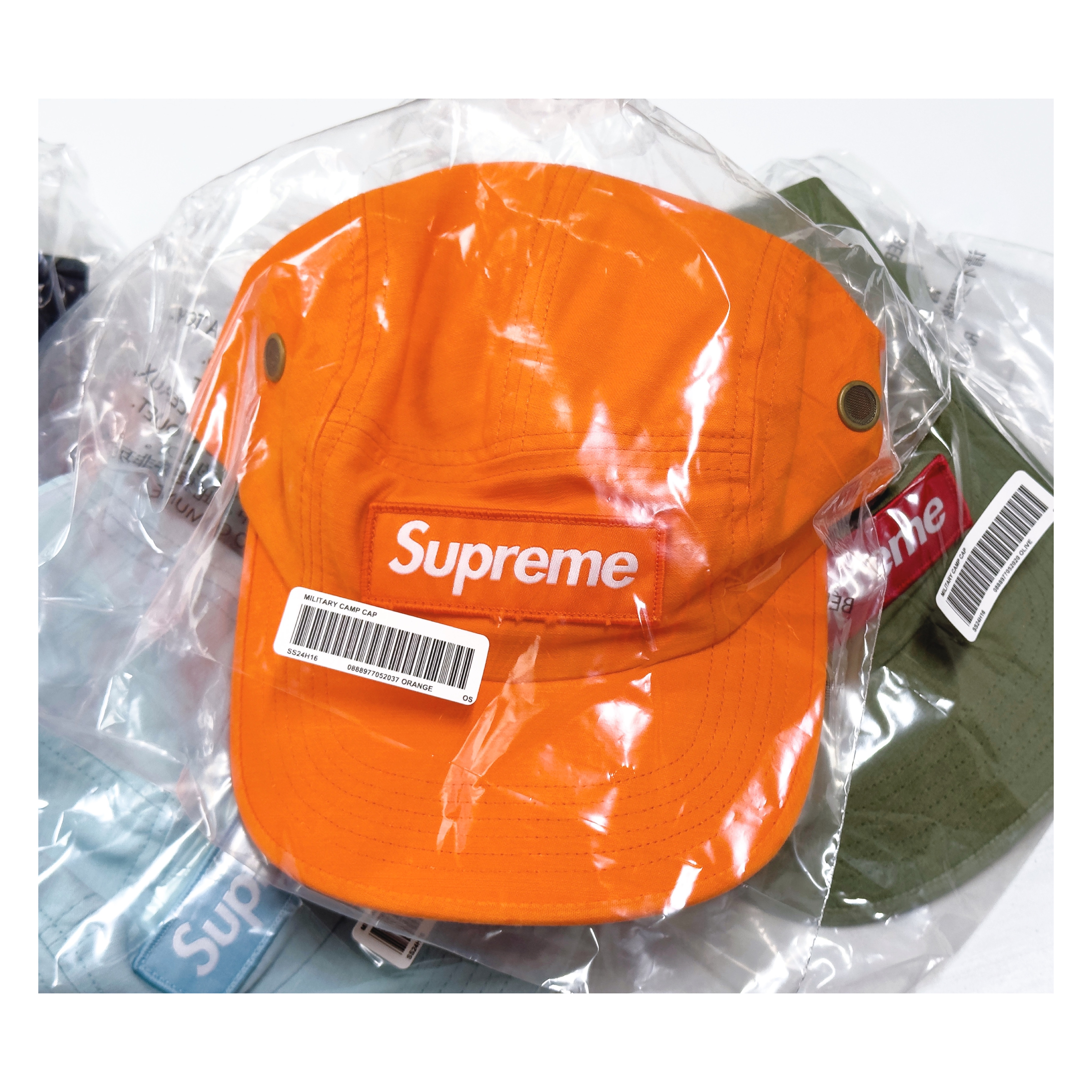 Supreme Military Camp Cap Olive - 24SS, Supreme Military Camp Cap Orange - 24SS 착용 스타일 - 2