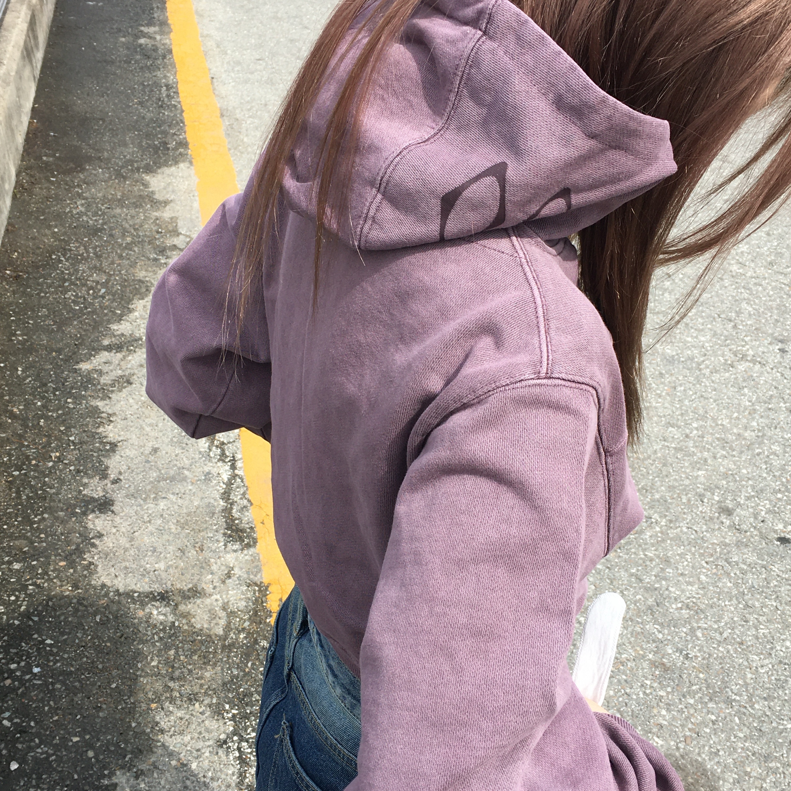 (W) Mischief Side Button Up Crop Hoodie Washed Red Brown 착용 스타일 - 1