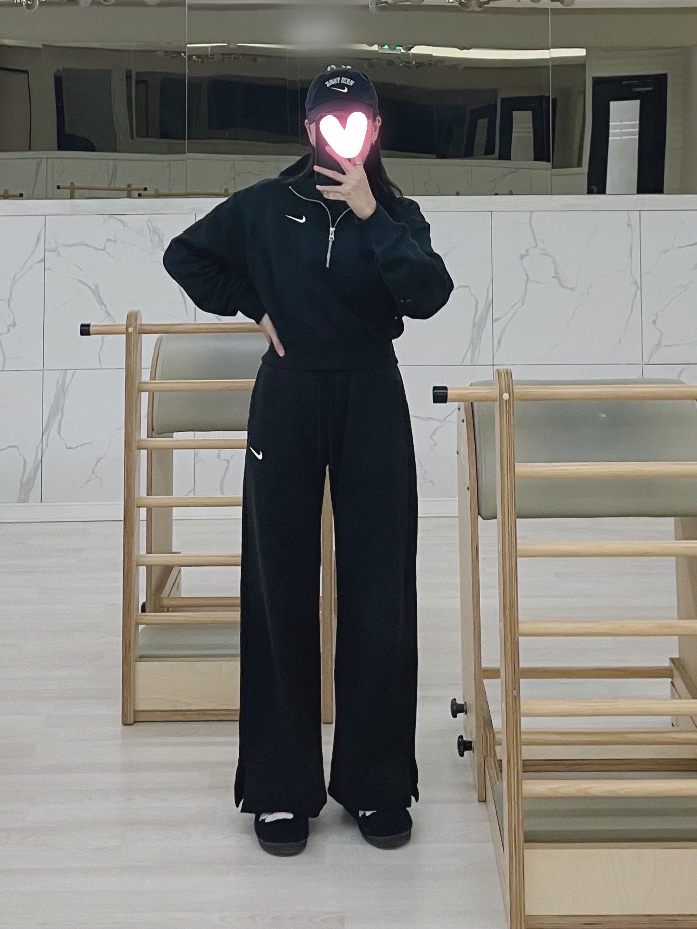 (Kids) Nike Everyday Plus Socks Multicolor (6 Pack/Korean Ver.), (W) Nike NSW Phoenix Fleece Half Zip Cropped Sweatshirt Black - US/EU 착용 스타일 - 3