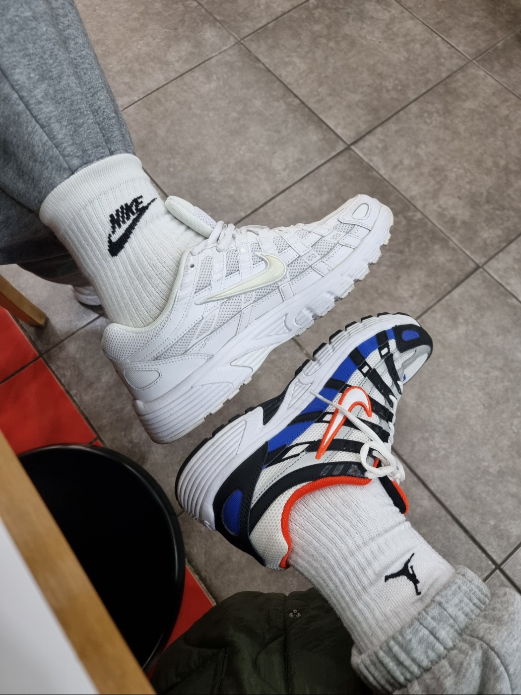 (W) Nike P-6000 Metallic Summit White, Nike P-6000 Black Orange Blue 착용 스타일