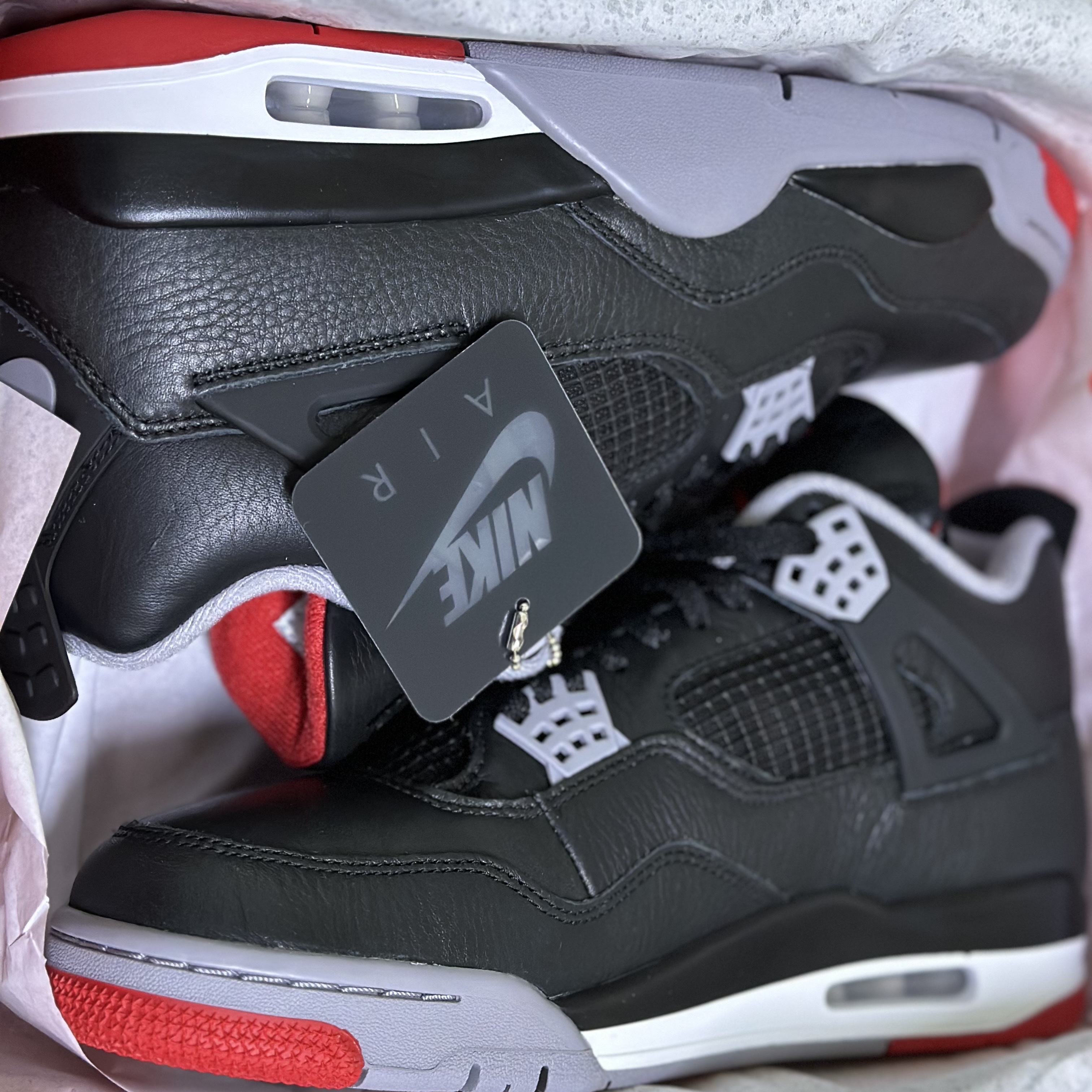 Jordan 4 Retro Bred Reimagined 착용 스타일