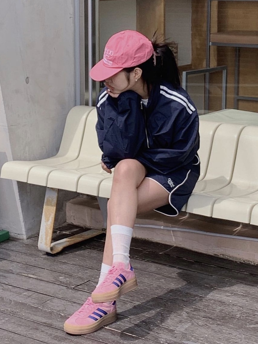 PRO-SPECS Women Vintage Running Jacket Dark Navy, PRO-SPECS Women Vintage Running Shorts Dark Navy 착용 스타일