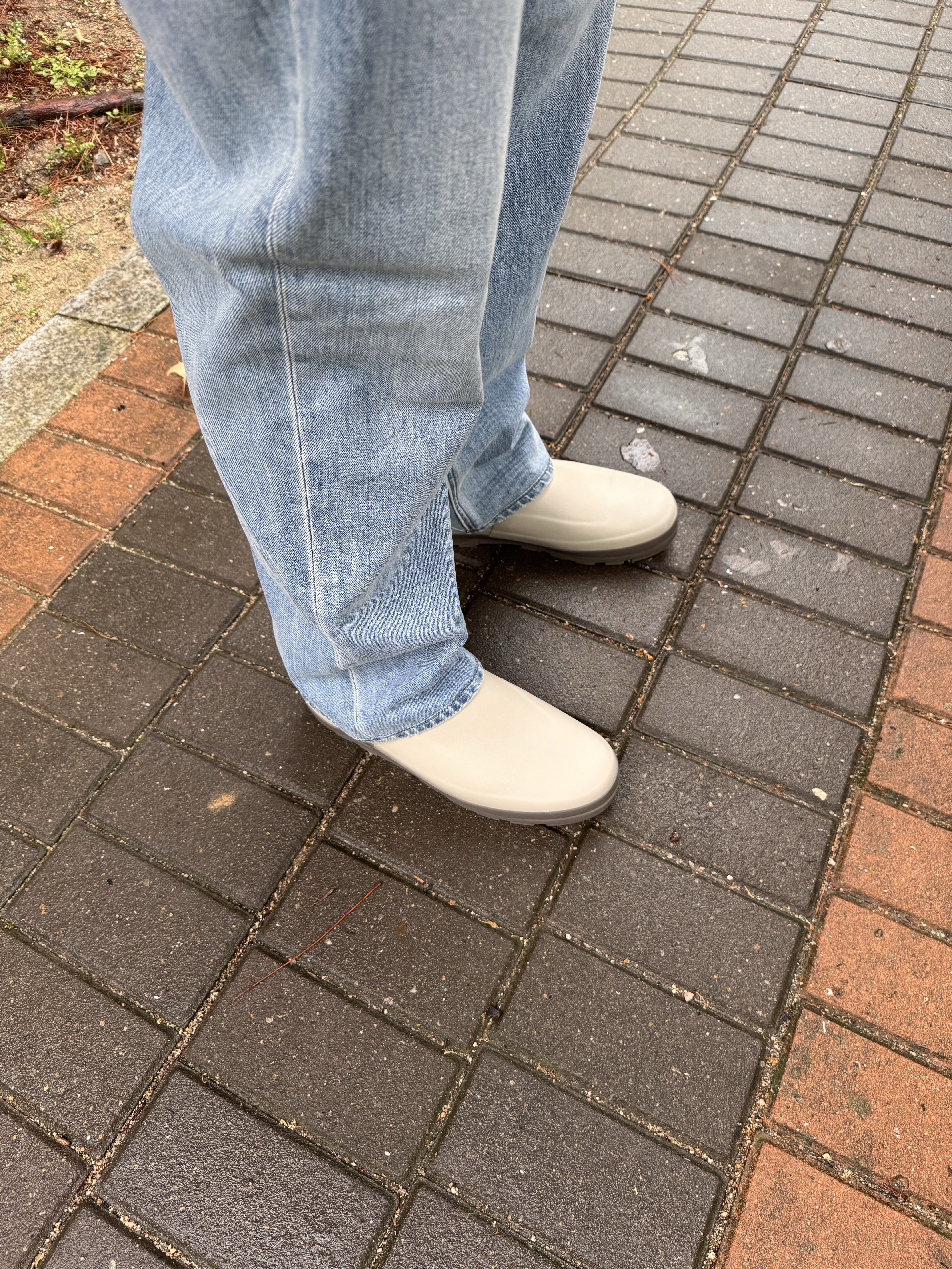 [KREAM 단독] Moonstar 810s ET027 Marke Modi Beige 착용 스타일 - 2