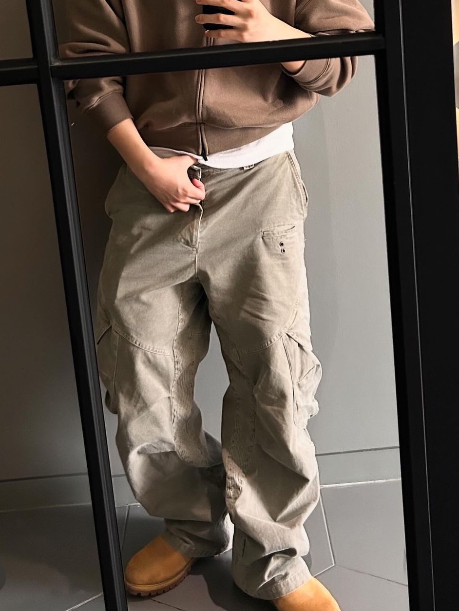 Ignota Core:8 Washed Cargo Pants Sand 착용 스타일