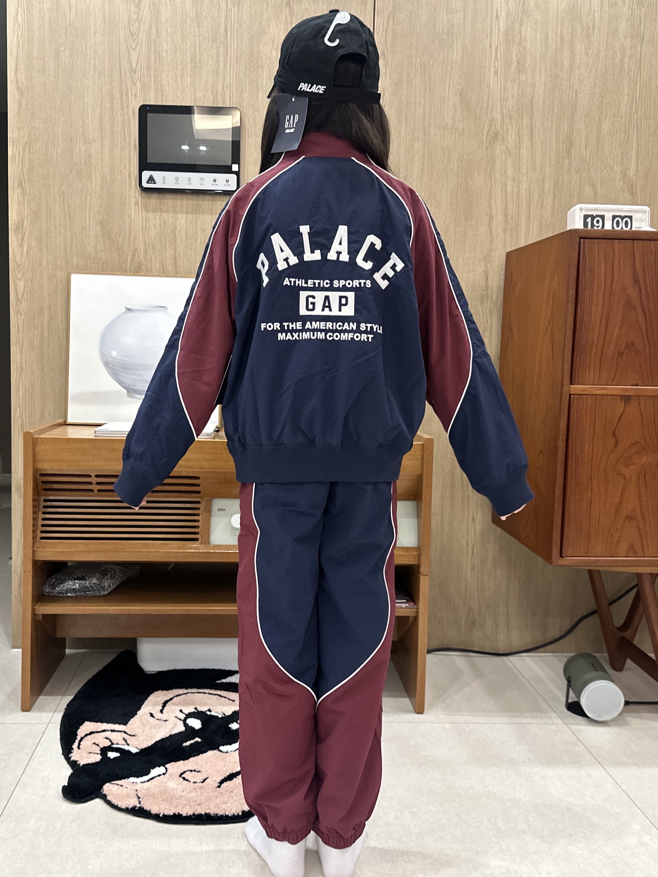 (Kids) Palace x Gap Nylon Track Top Navy Red - 24SS, Palace x Gap Nylon Track Top Navy Red - 24SS 착용 스타일 - 5