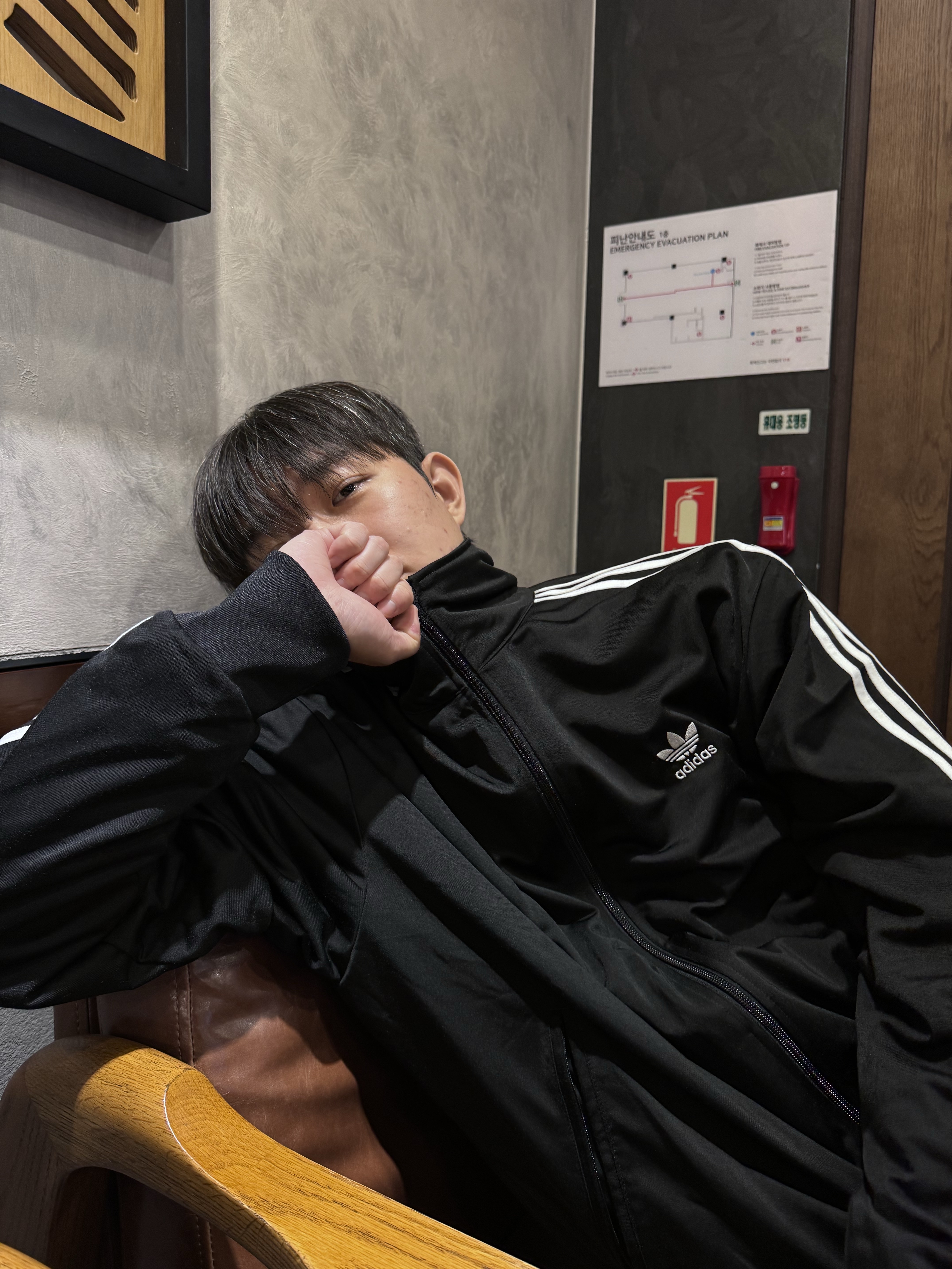 Converse x Drkshdw Turbowpn Egret, Adidas Adicolor Classics Firebird Track Top Black - KR Sizing 착용 스타일 - 3
