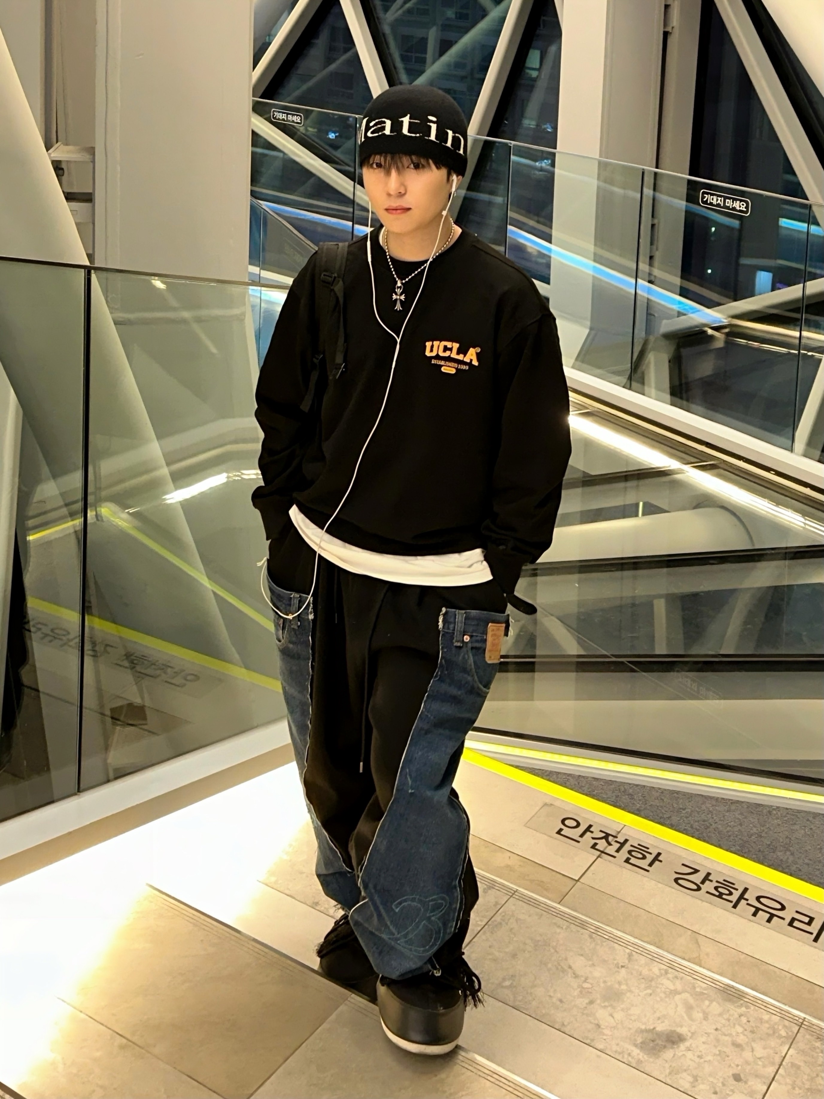 (W) Moon Boot Icon Low Nylon Boots Black 착용 스타일 - 2
