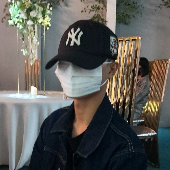 KREAM 프로필 이미지