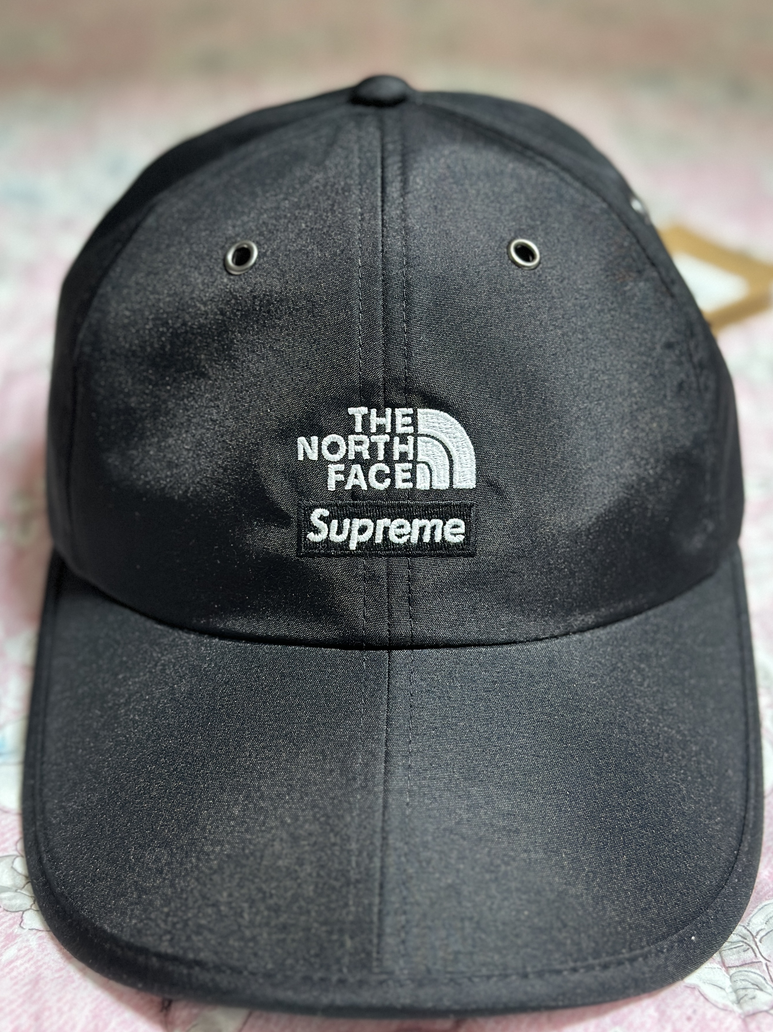 Supreme x The North Face Split 6-Panel Black - 24SS 착용 스타일 - 1