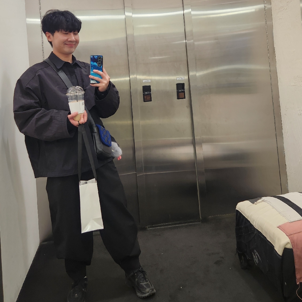 KREAM 프로필 이미지