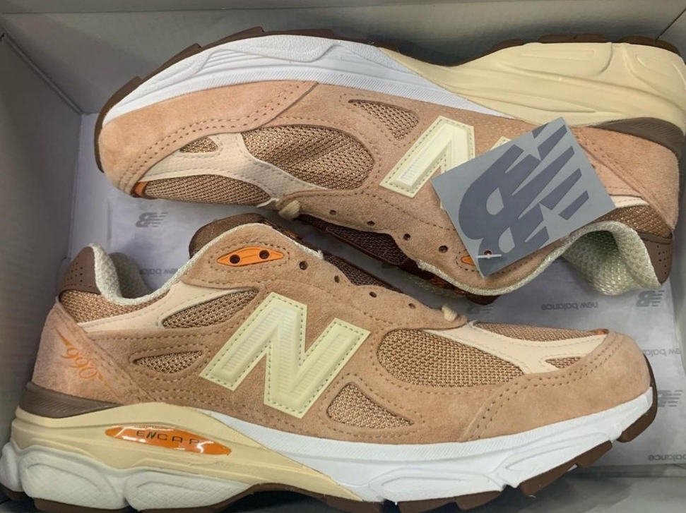 New Balance 990v3 Made in USA Orange Cream - Size? Exclusive 착용 스타일