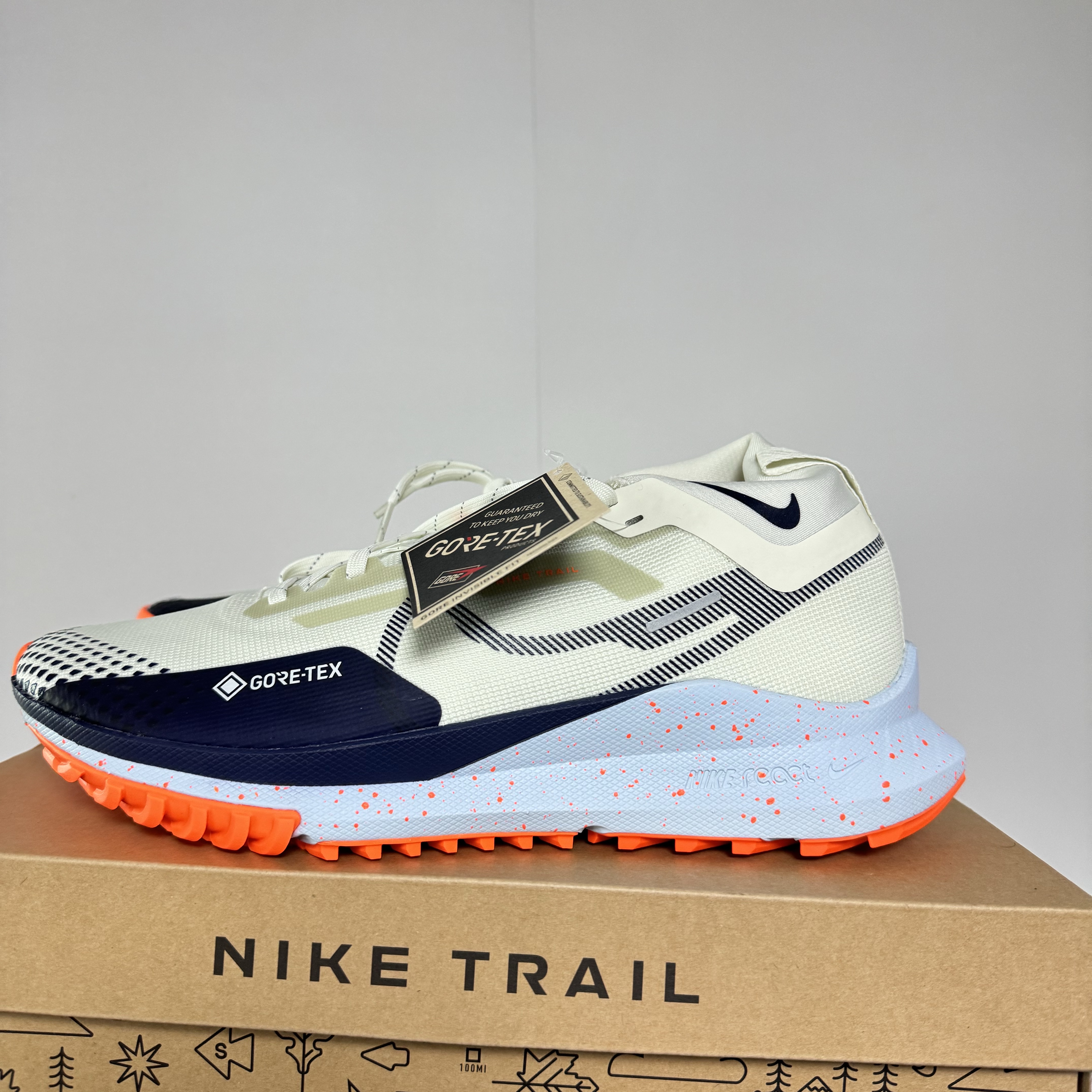 Nike React Pegasus Trail 4 Gore-Tex Sea Glass Purple Ink 착용 스타일