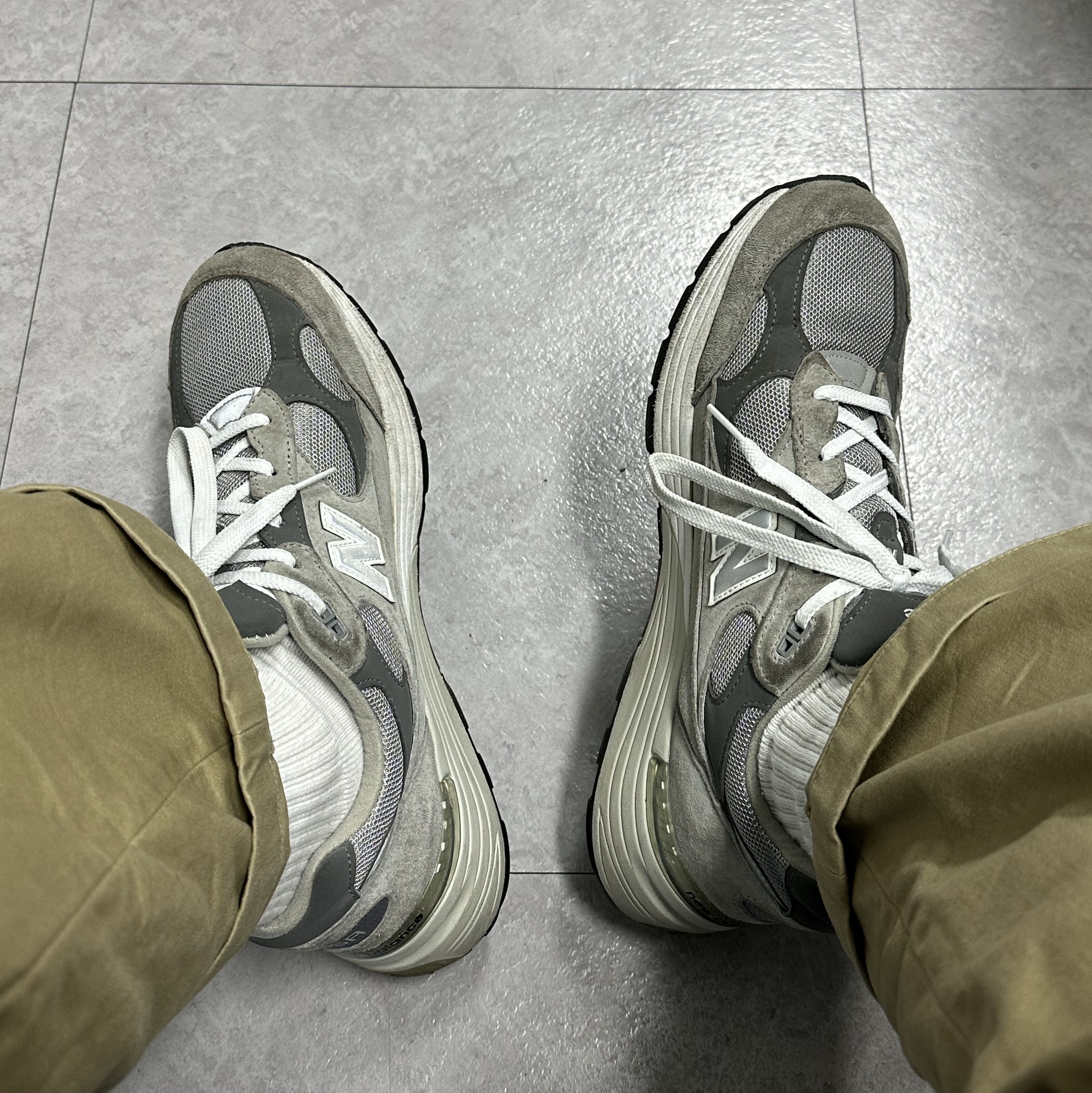 New Balance 992 Made in USA Grey - D Standard 착용 스타일