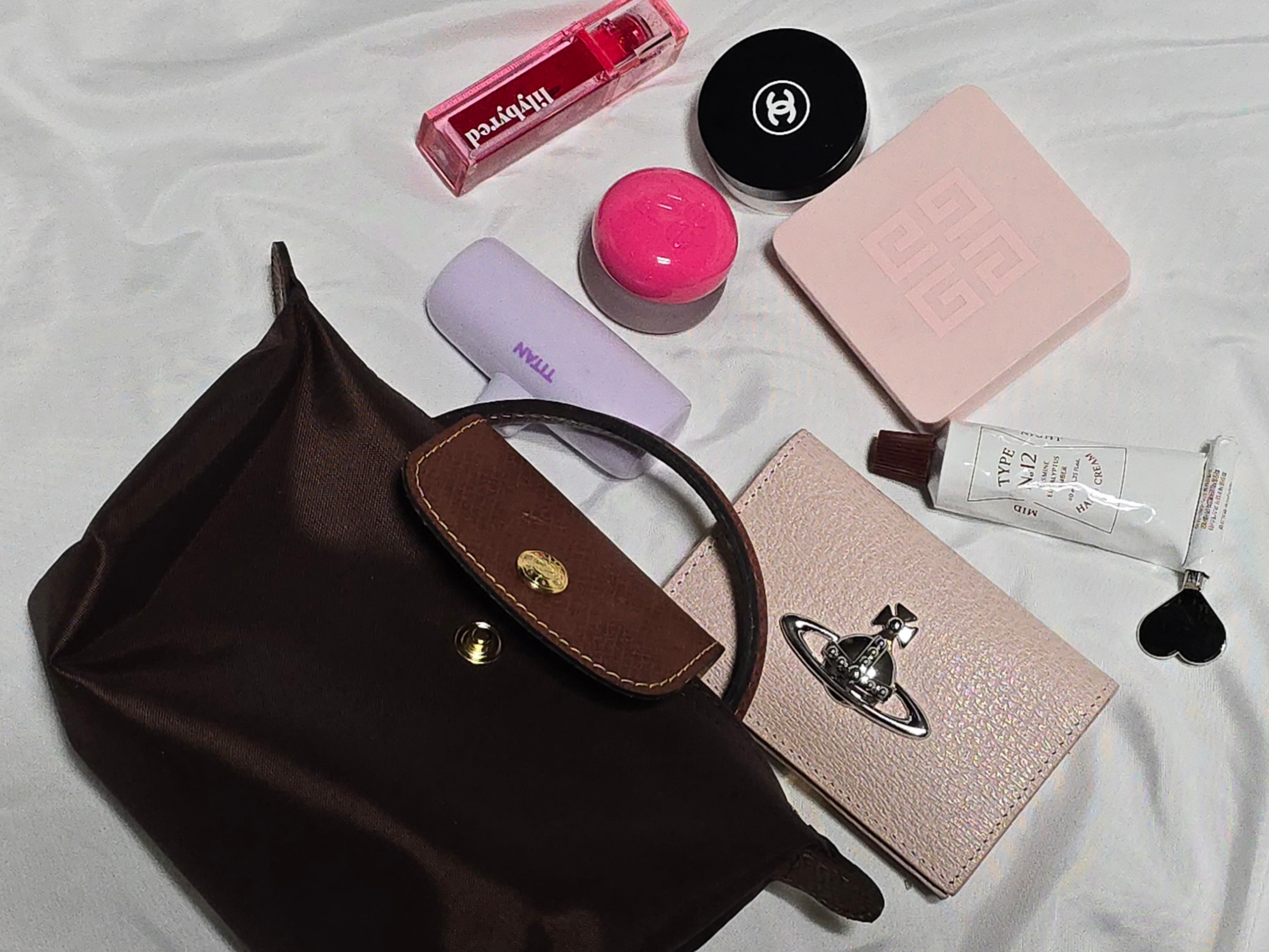 Longchamp Le Pliage Original Handle Pouch Ebony, Longchamp Le Pliage Original Handle Pouch Cobalt 착용 스타일 - 2
