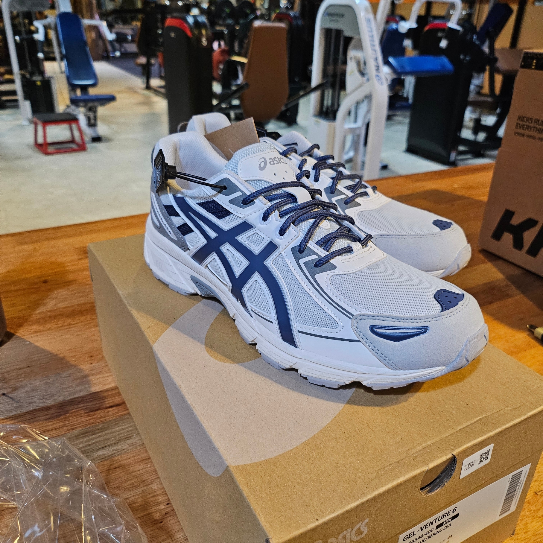 Asics Gel-Venture 6 Bering Sea 착용 스타일 - 2