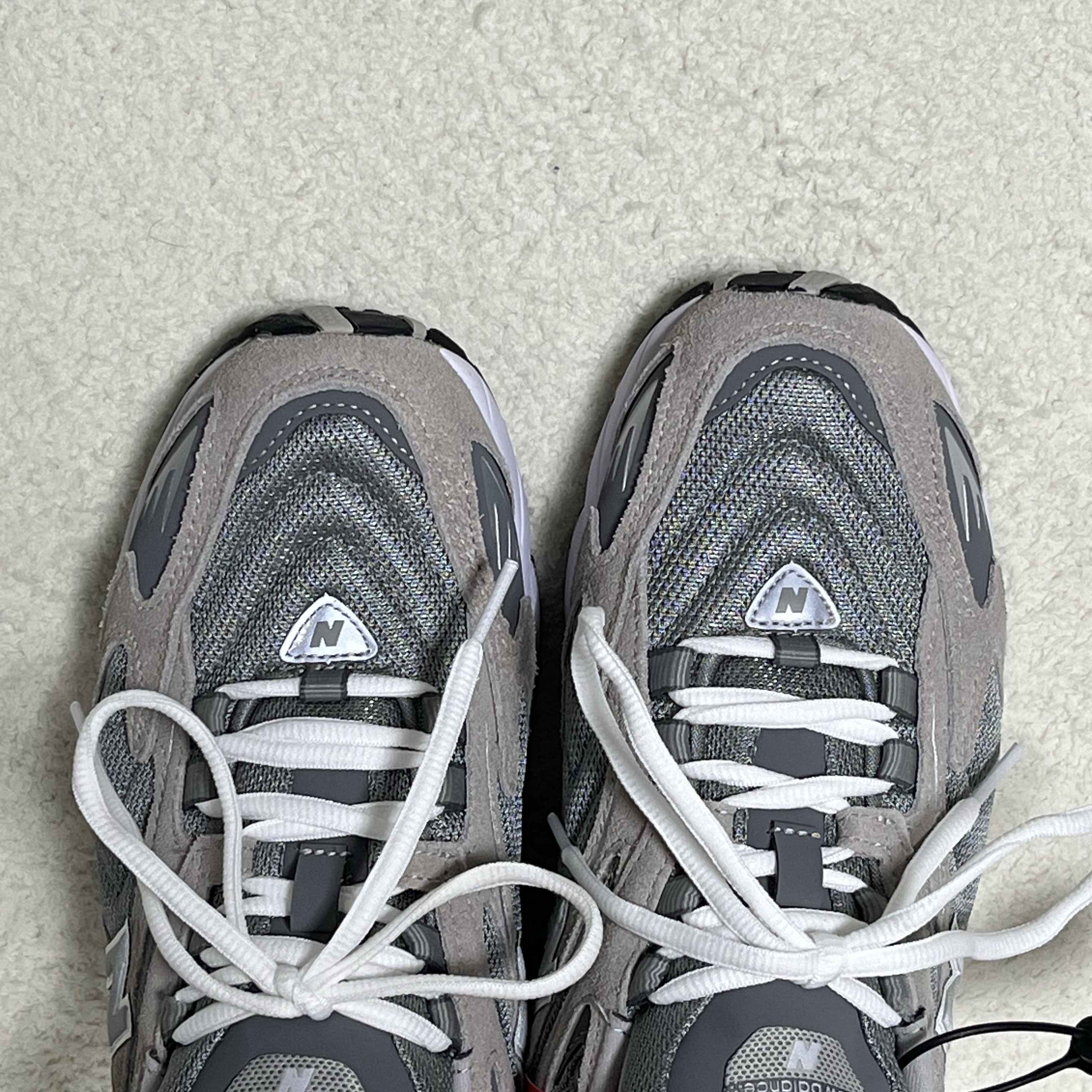 New Balance 725 Grey 착용 스타일