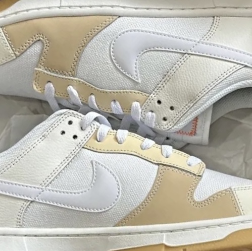 Nike Dunk Low SE Pale Vanilla and Sail 착용 스타일
