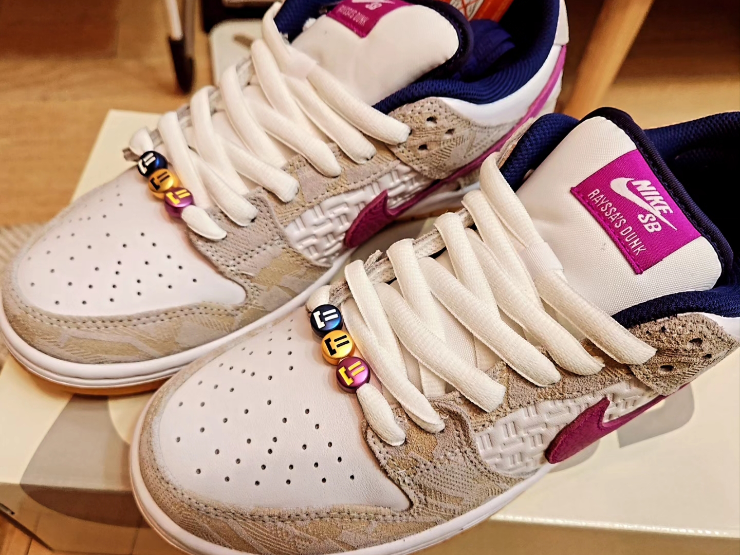 Nike x Rayssa Leal SB Dunk Low PRM Pure Platinum Vivid Purple 착용 스타일 - 6